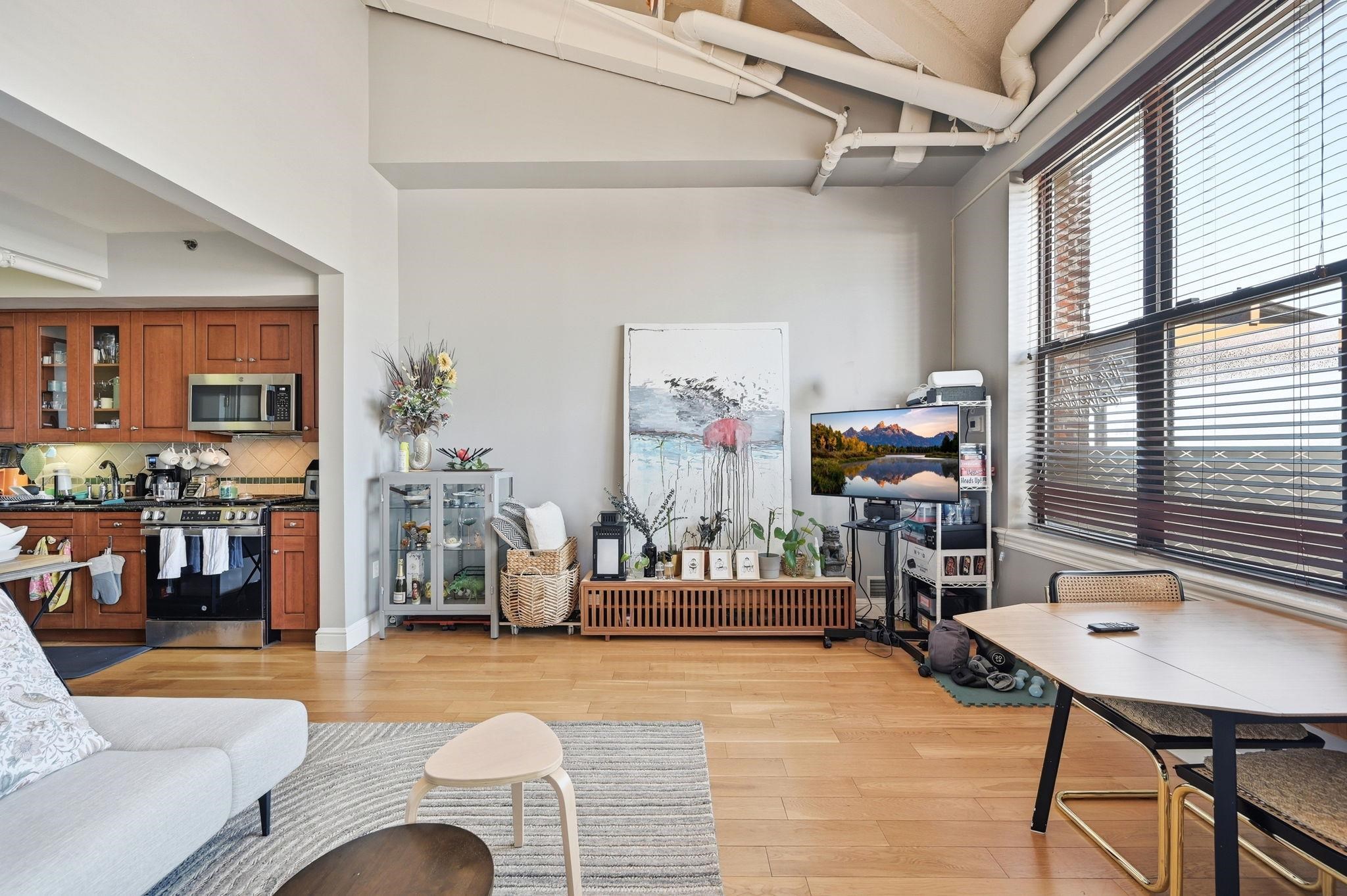 300 COMMUNIPAW AVE #306