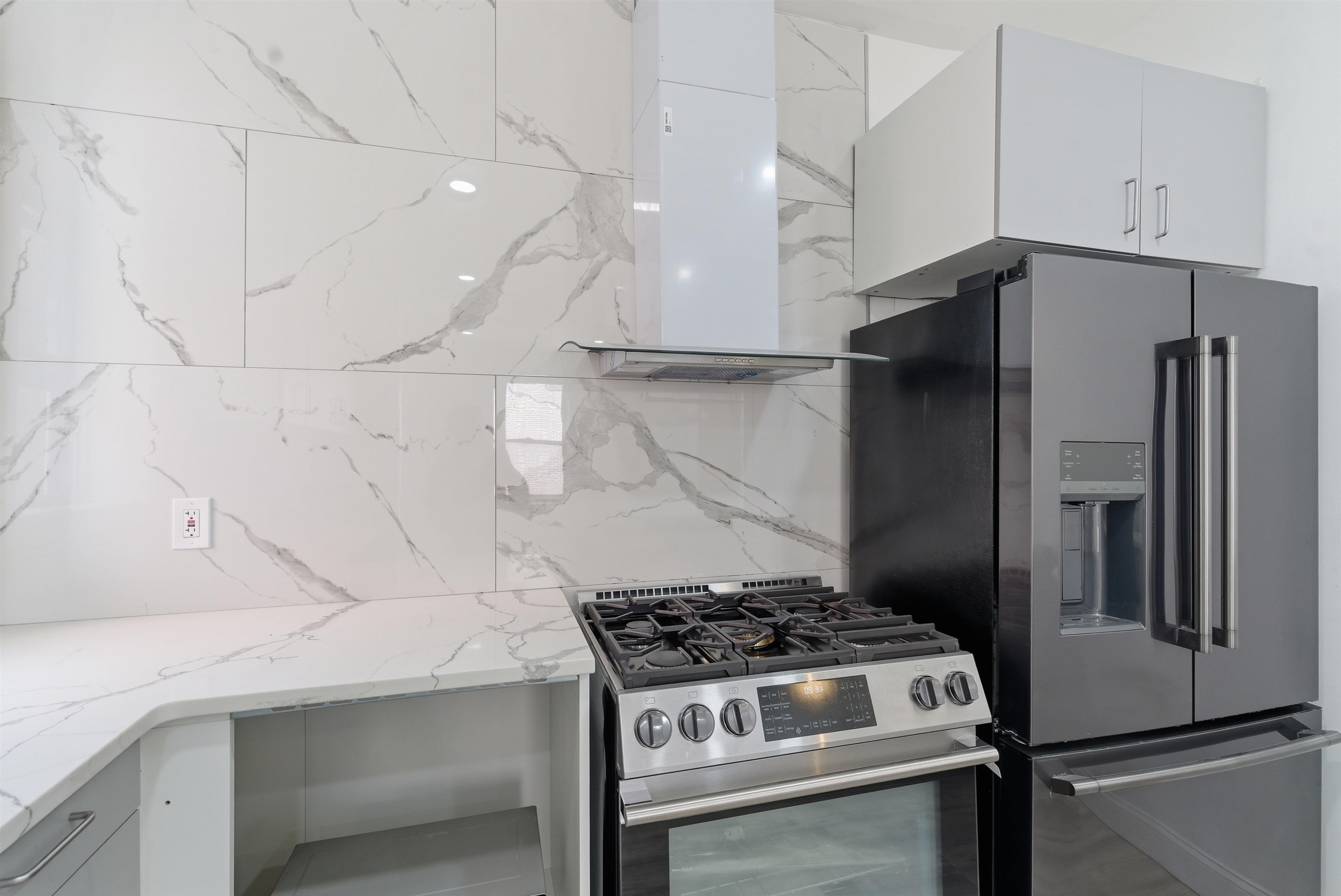 103-105 WESTOVER PL #3