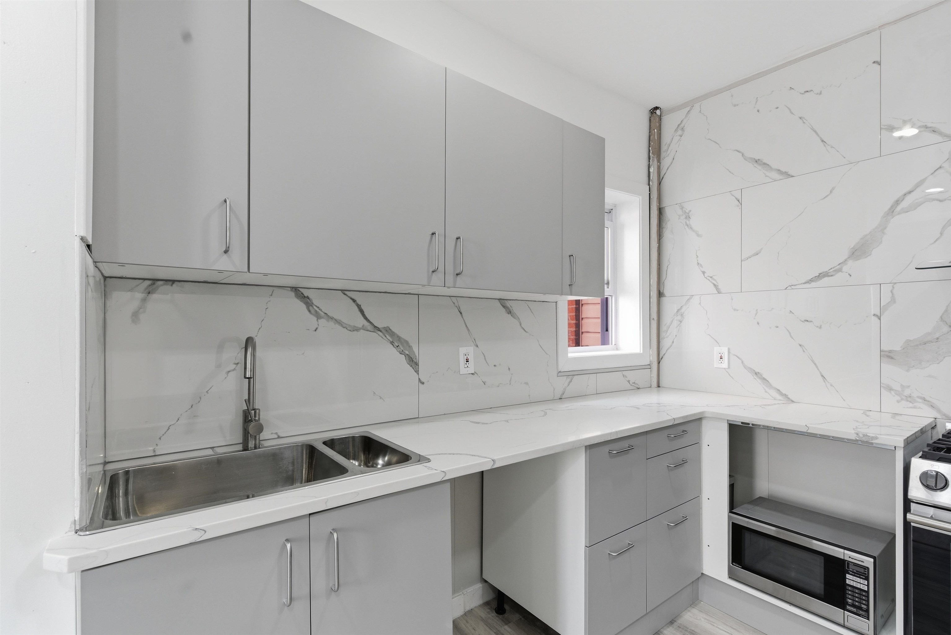 103-105 WESTOVER PL #3