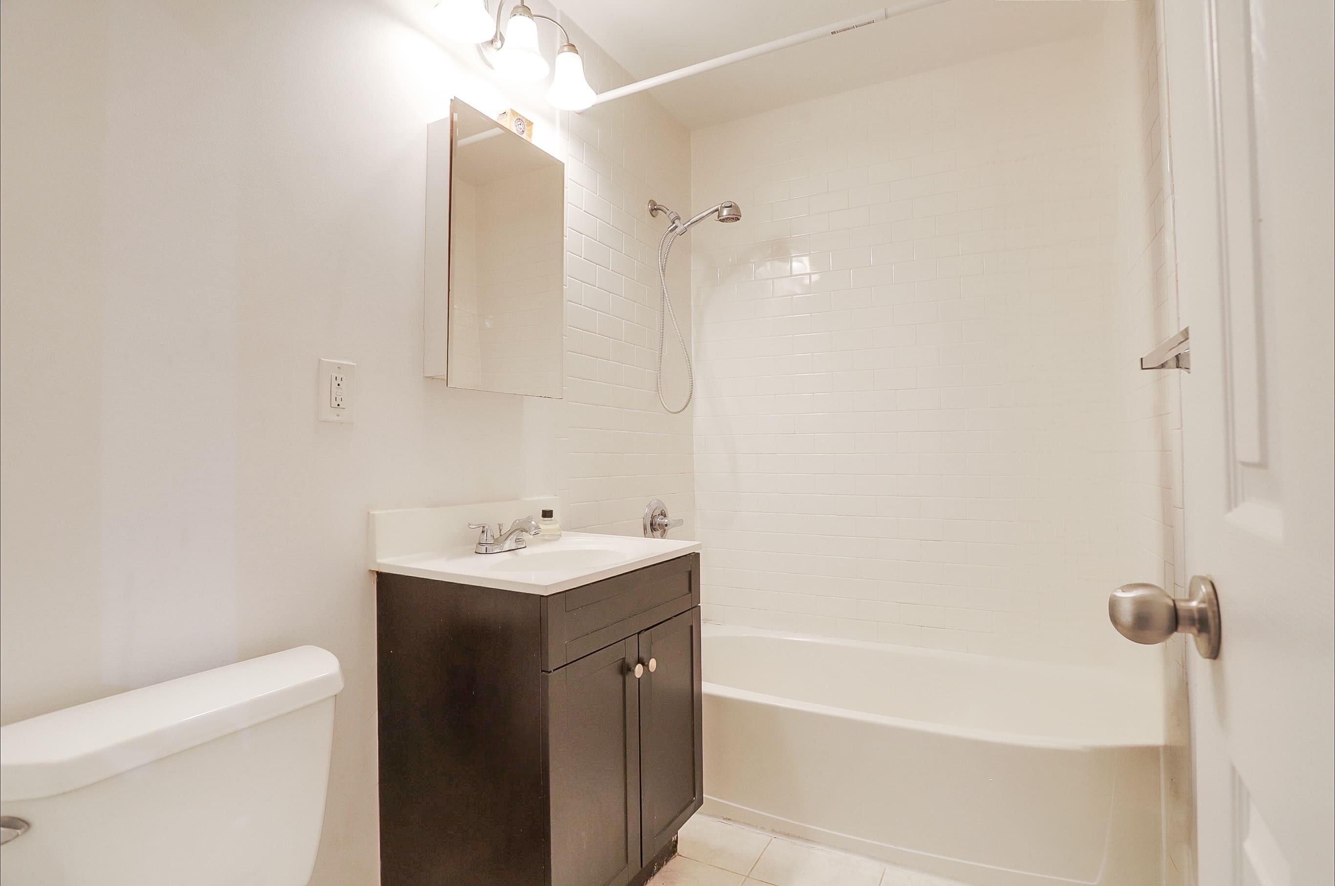 186 WAYNE ST #320D