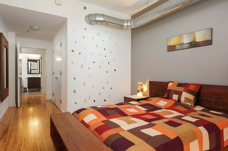 232 PAVONIA AVE #312