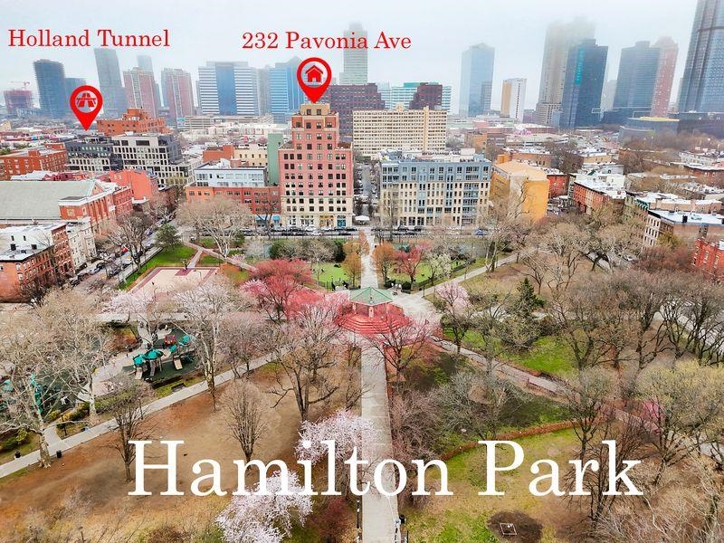 232 PAVONIA AVE #312