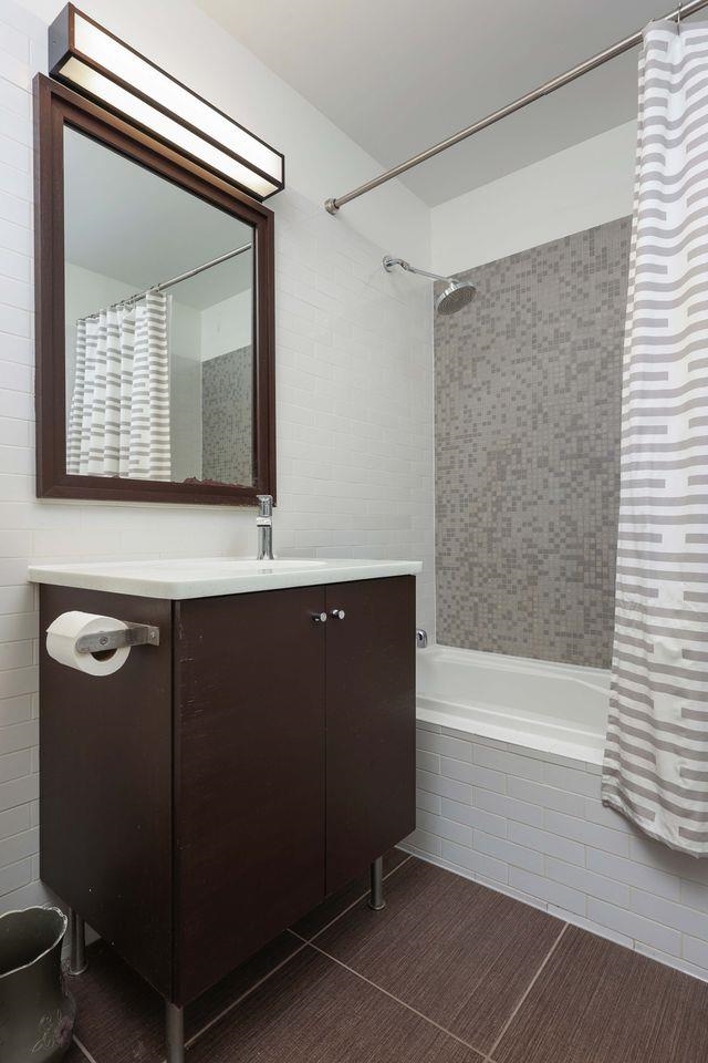 232 PAVONIA AVE #312