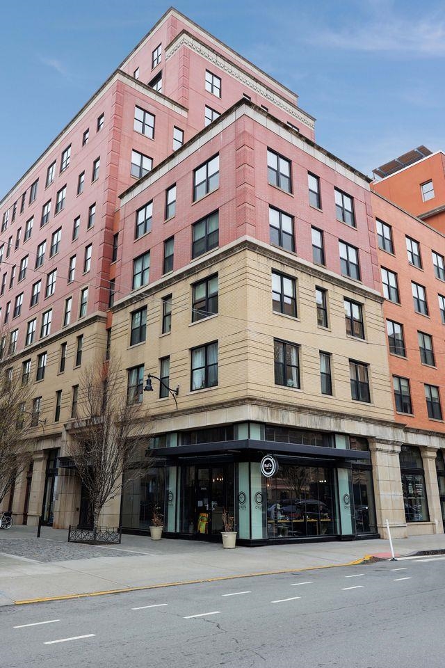 232 PAVONIA AVE #312