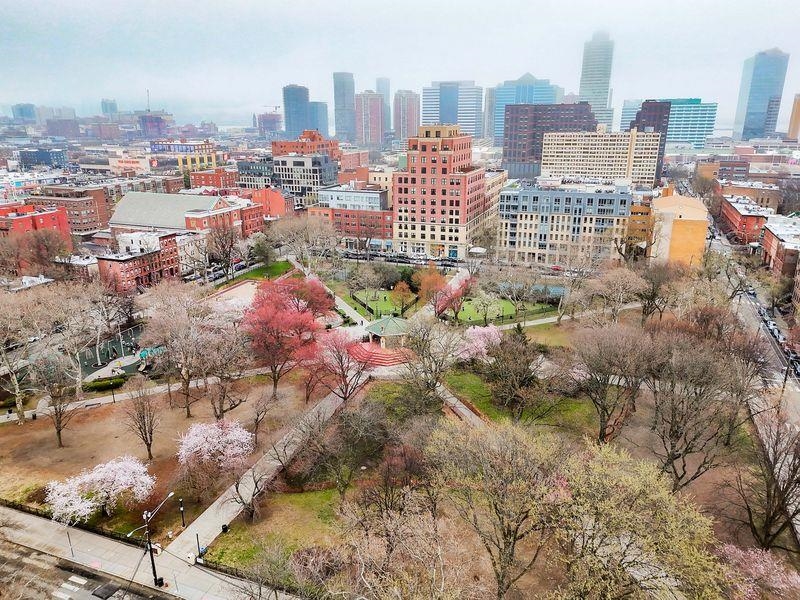 232 PAVONIA AVE #312