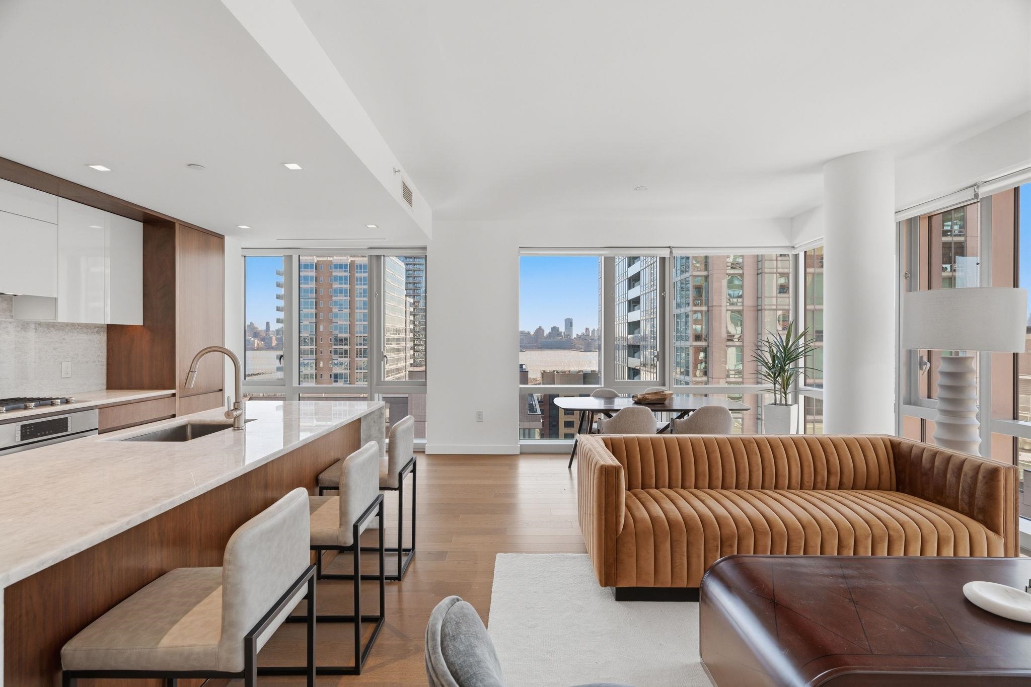 75 PARK LANE SOUTH #1007