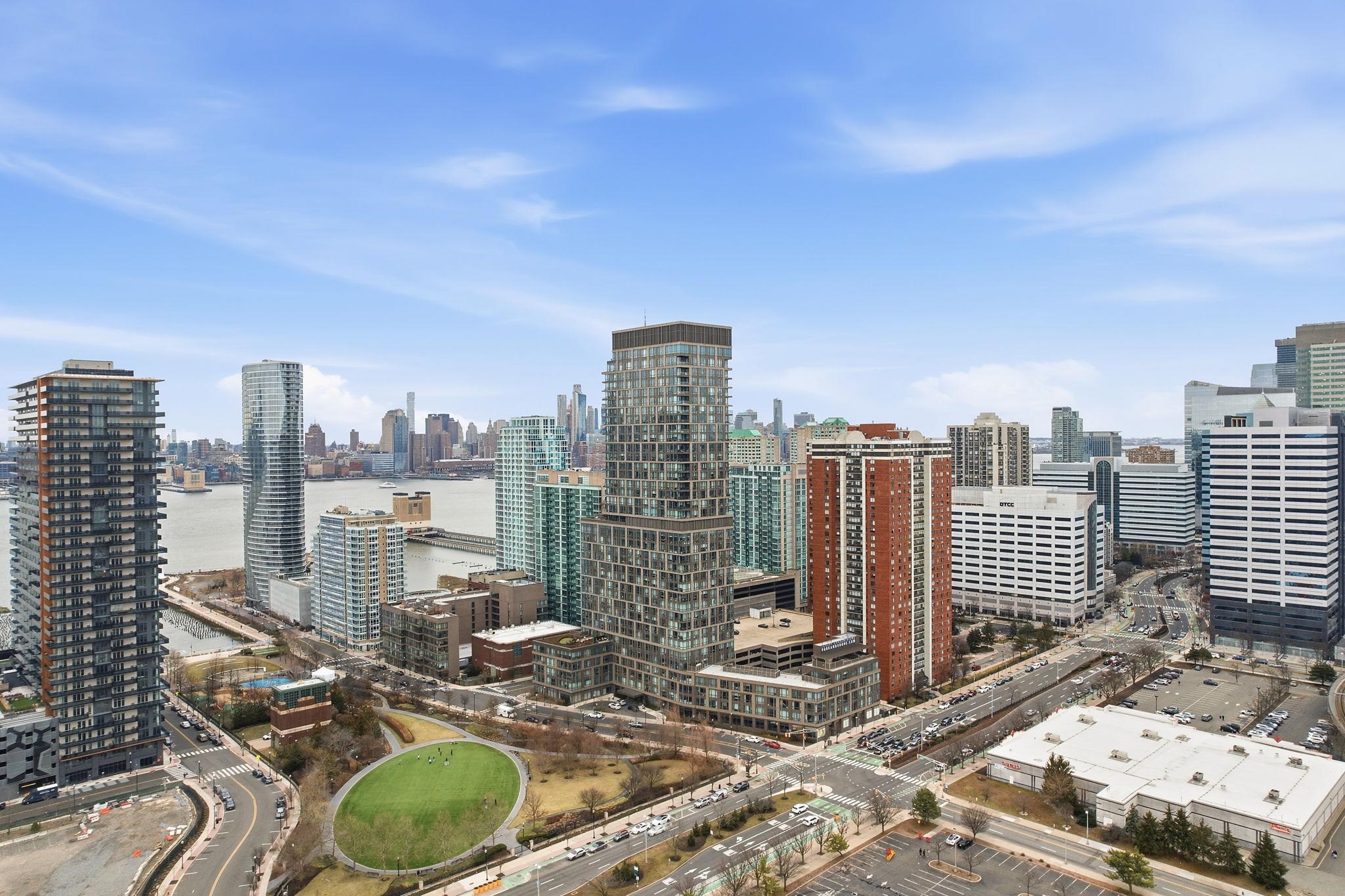 75 PARK LANE SOUTH #1007