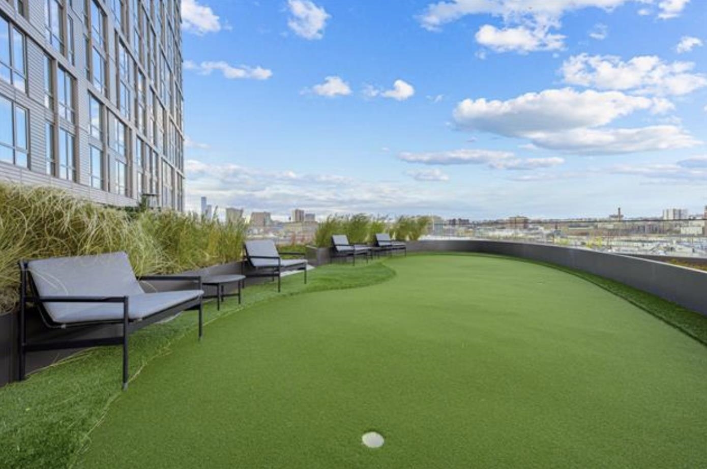 75 PARK LANE SOUTH #1007