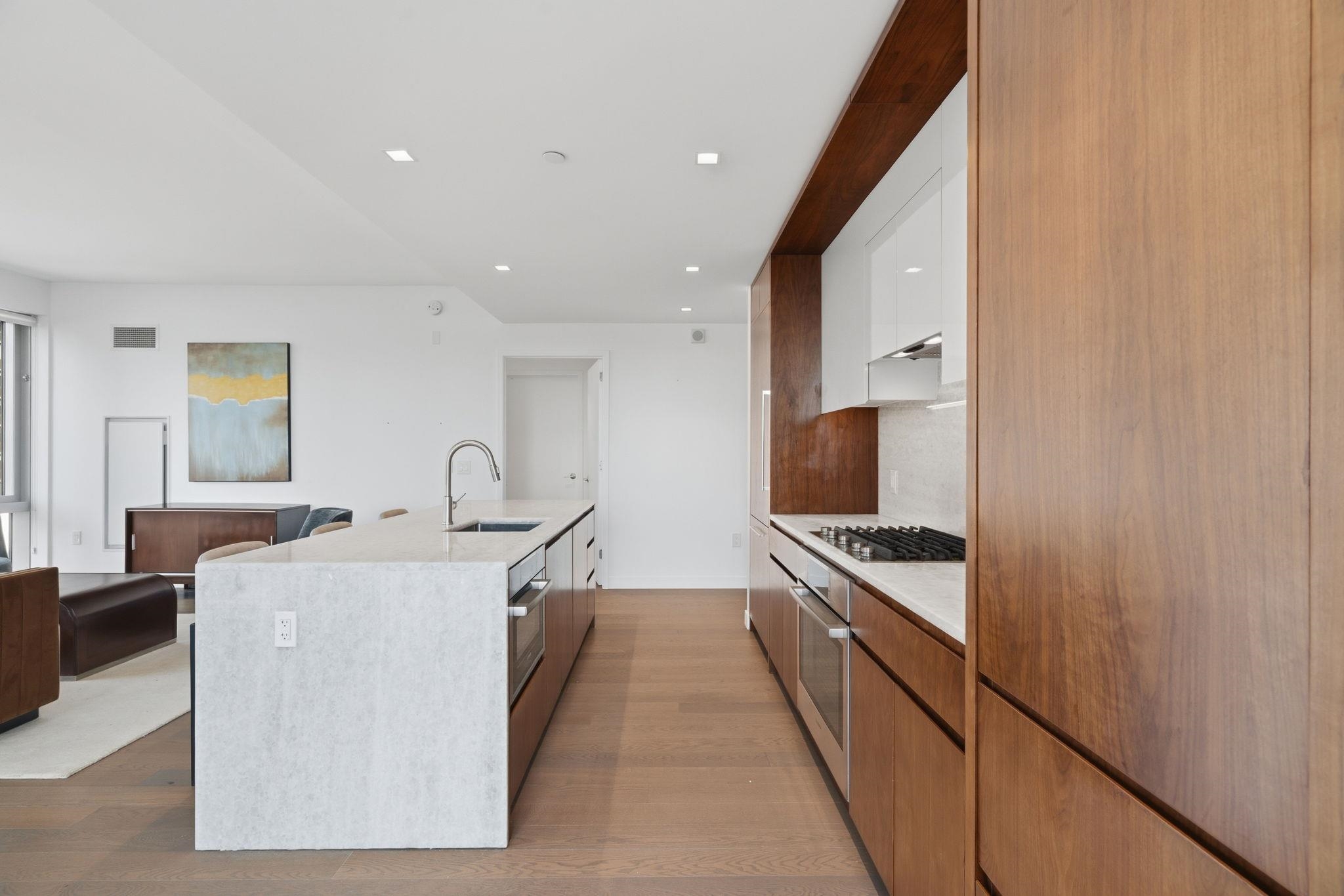 75 PARK LANE SOUTH #1007