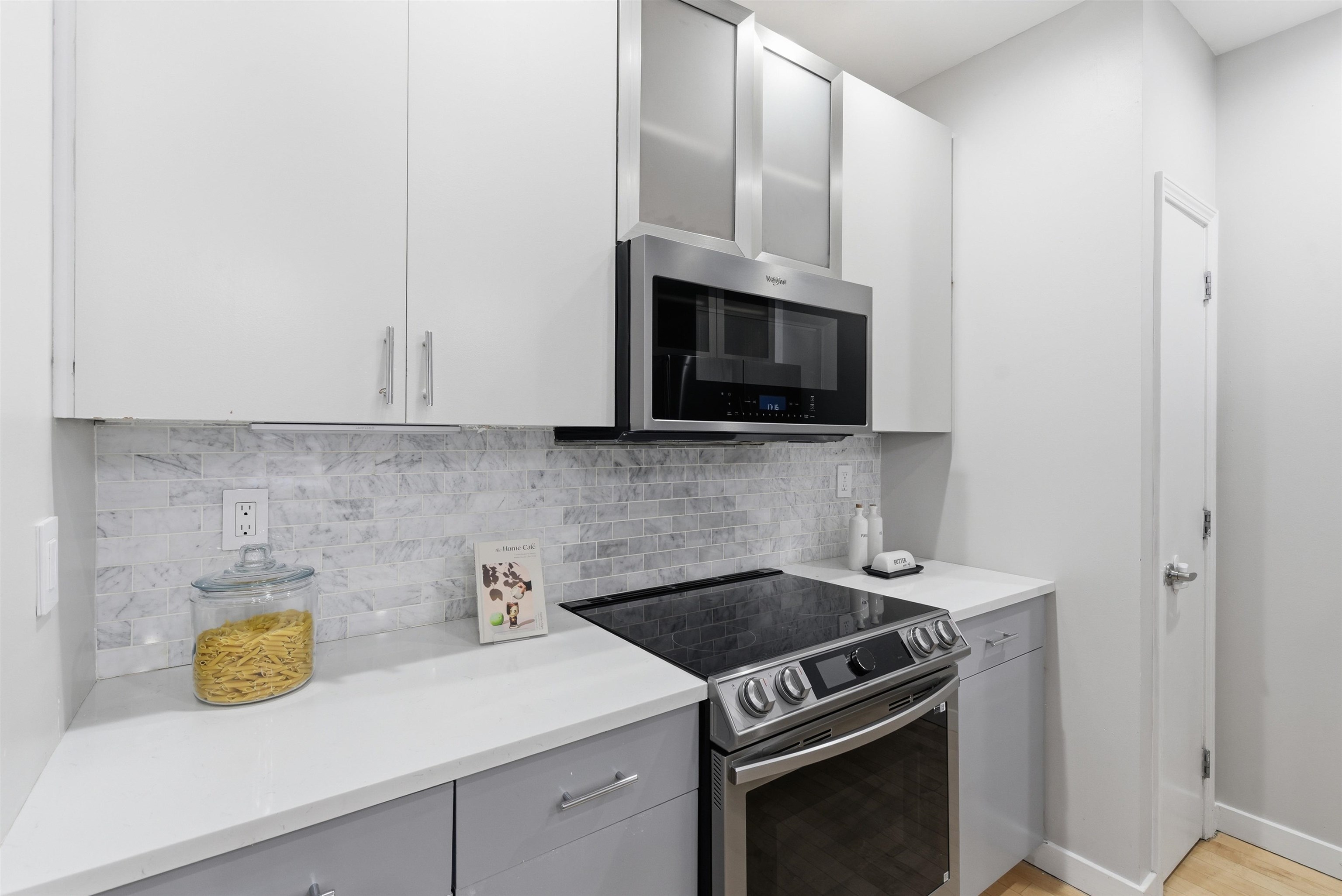 26 AVENUE AT PORT IMPERIAL #417
