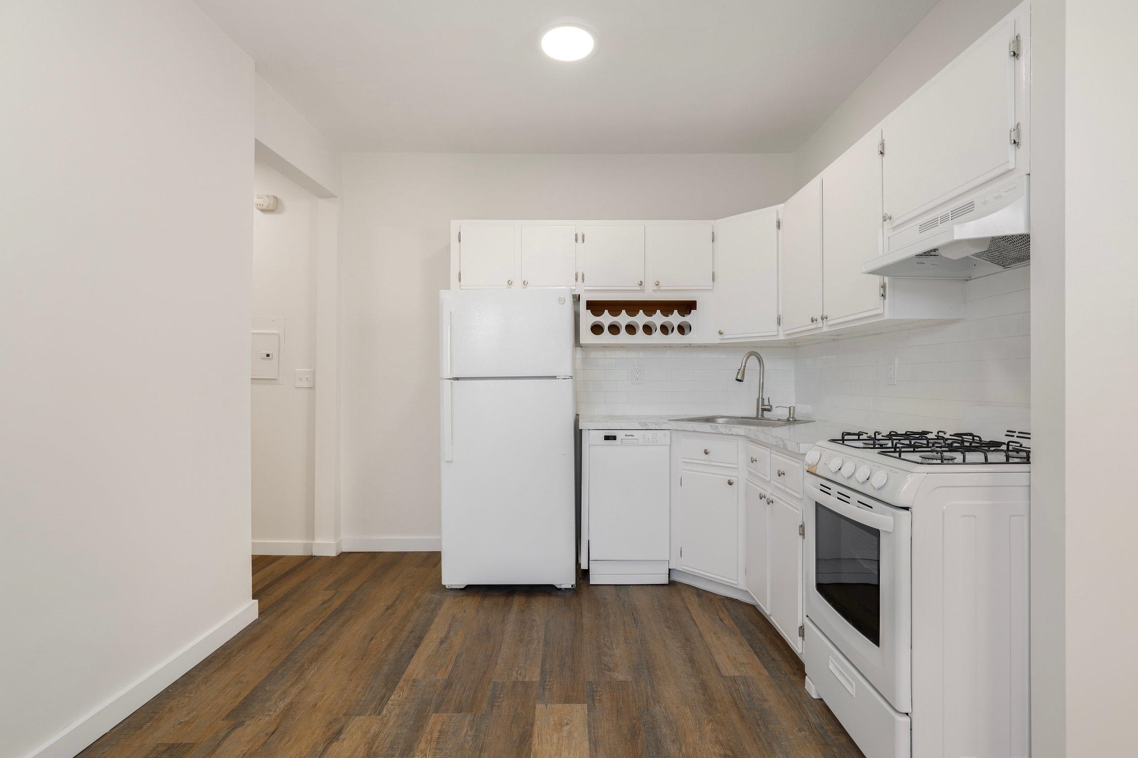 1866 JOHN F KENNEDY BLVD #1c