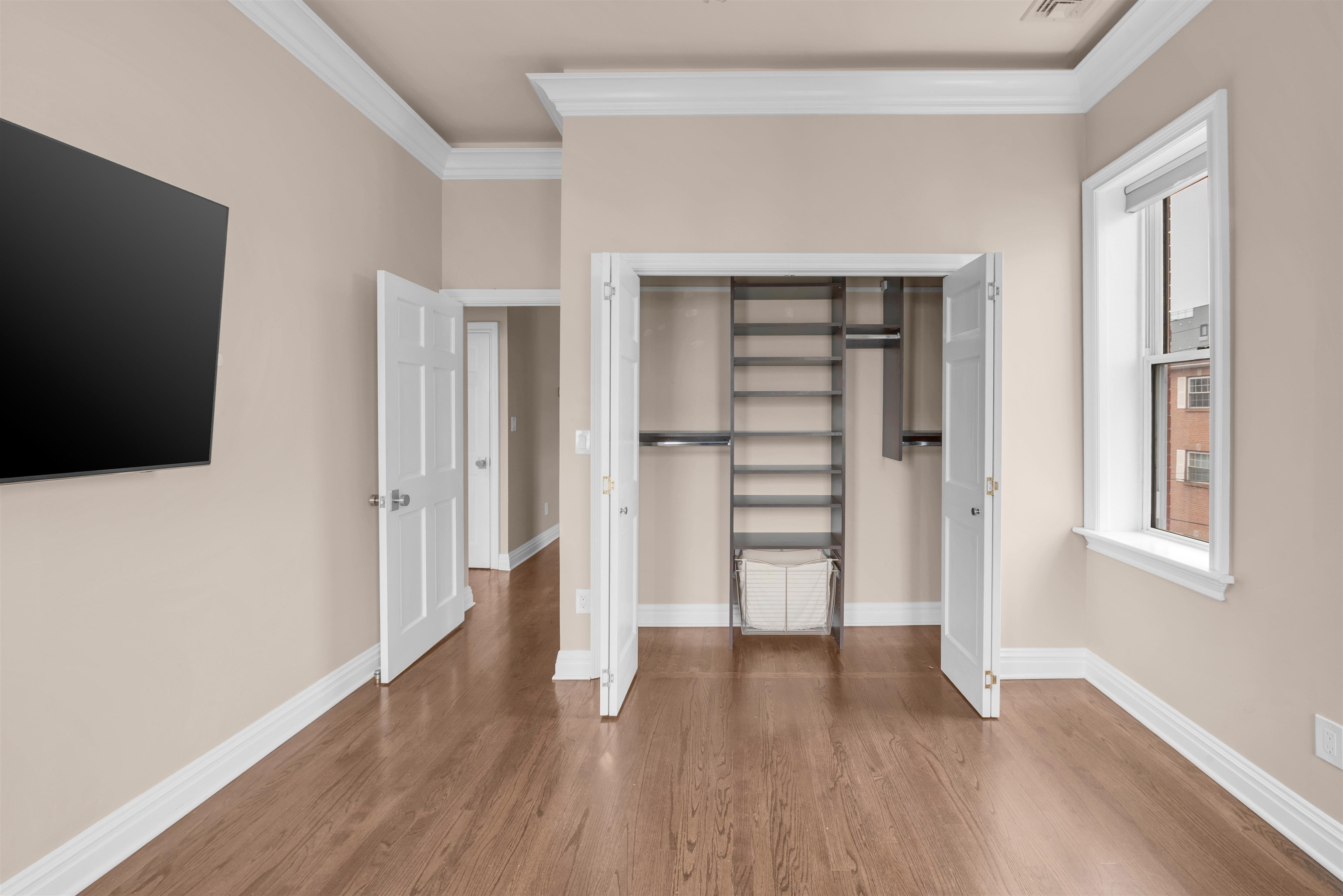 6816 BELLEVUE AVE #3A