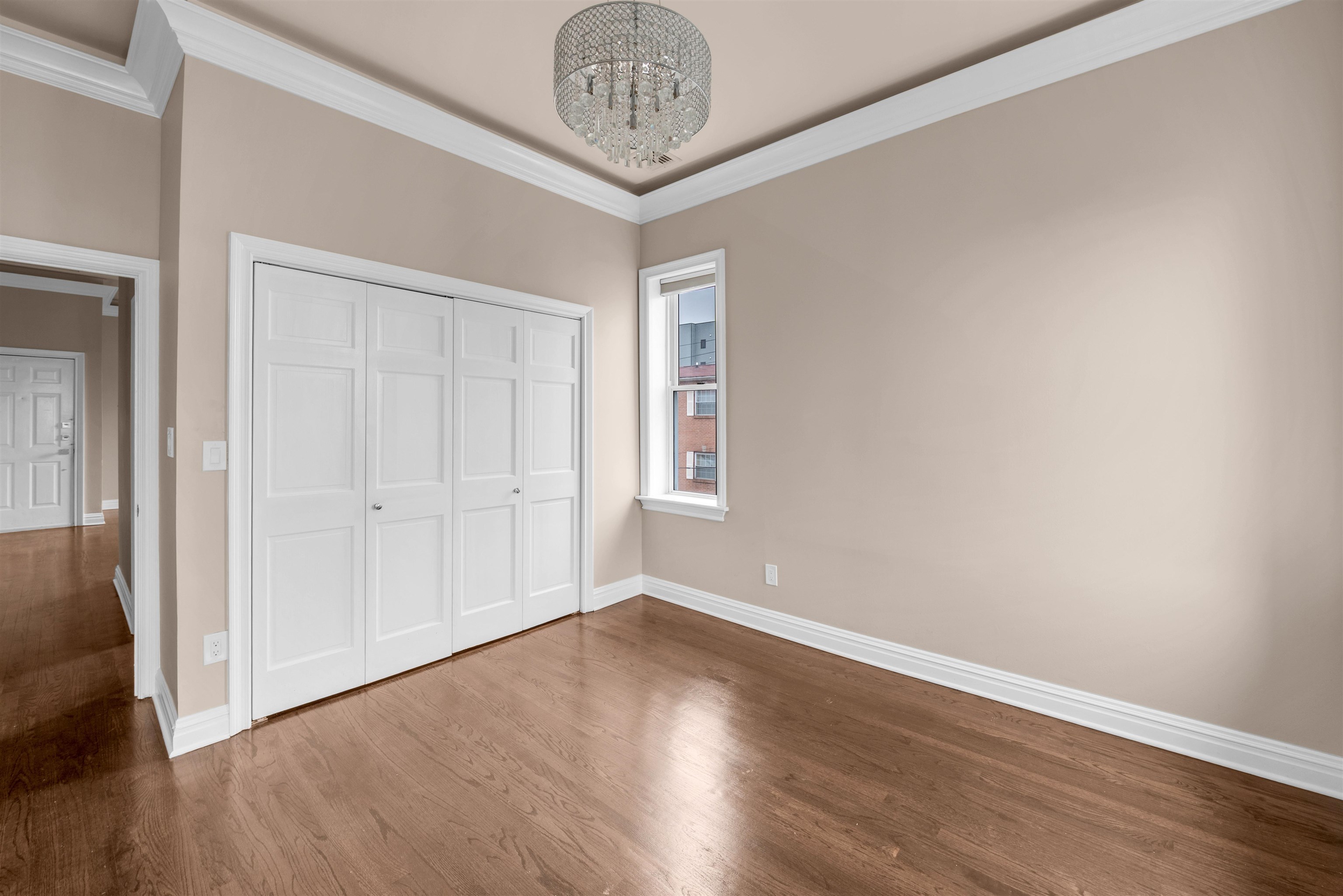 6816 BELLEVUE AVE #3A