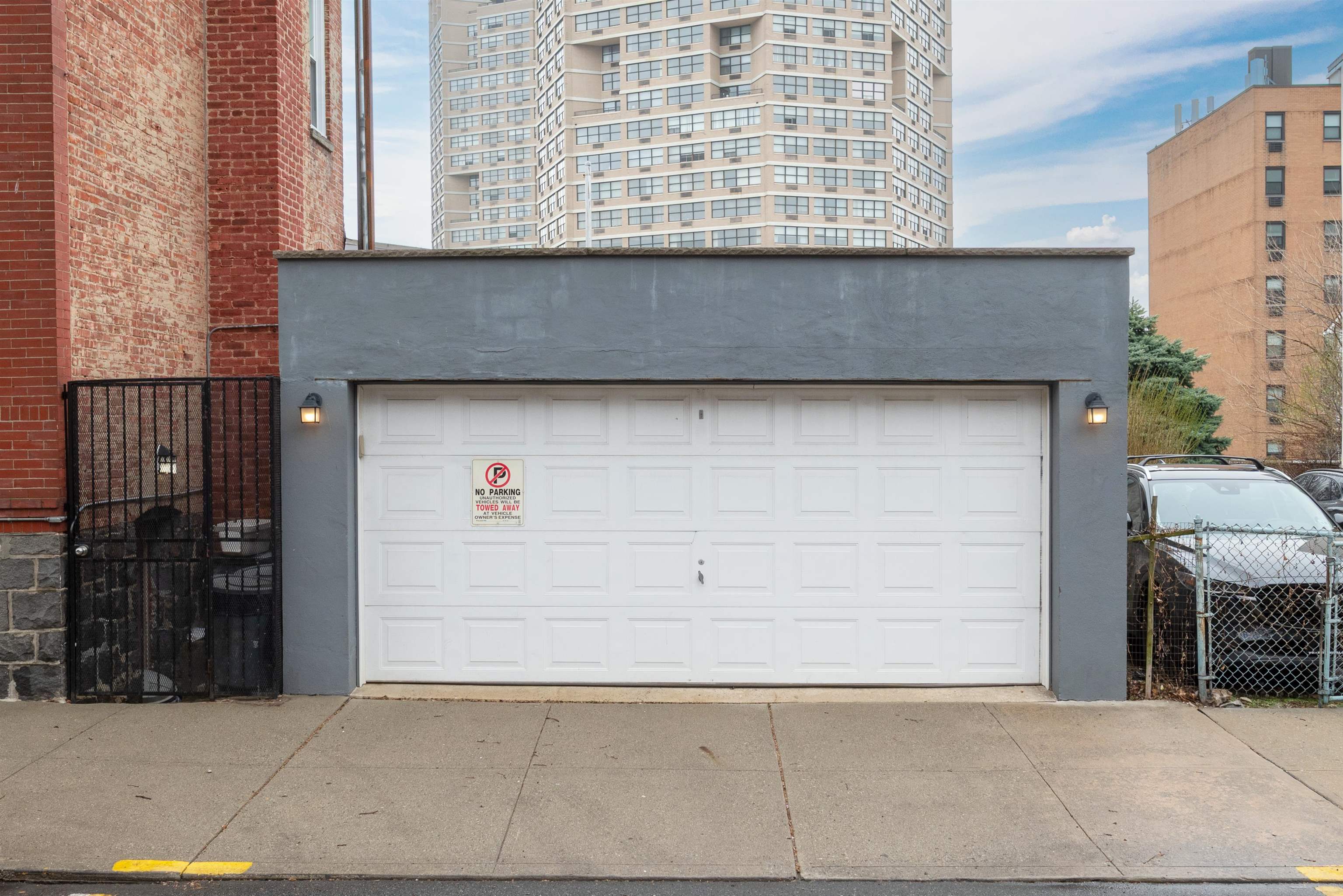 6816 BELLEVUE AVE #3A