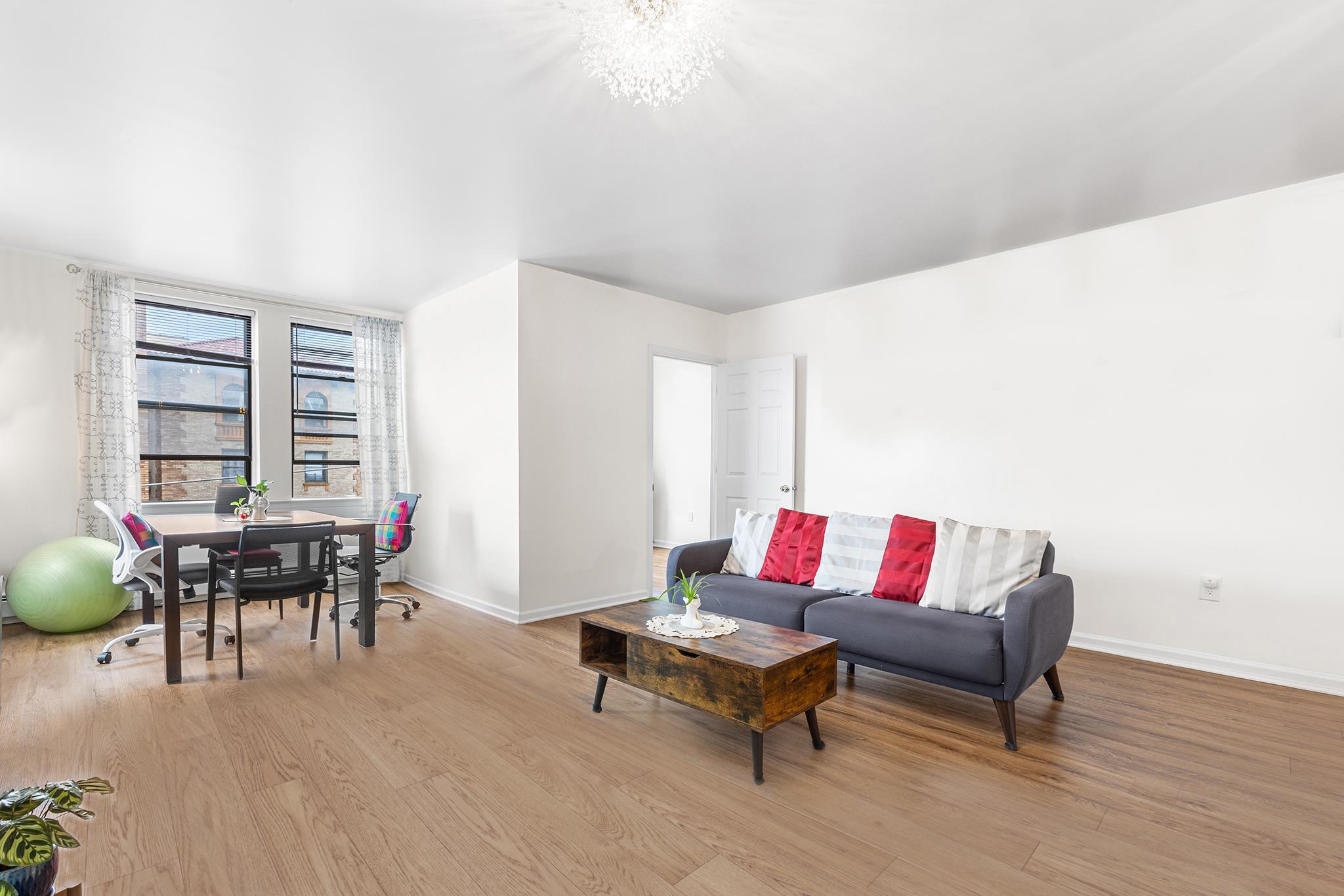 2787 JOHN F KENNEDY BLVD #411