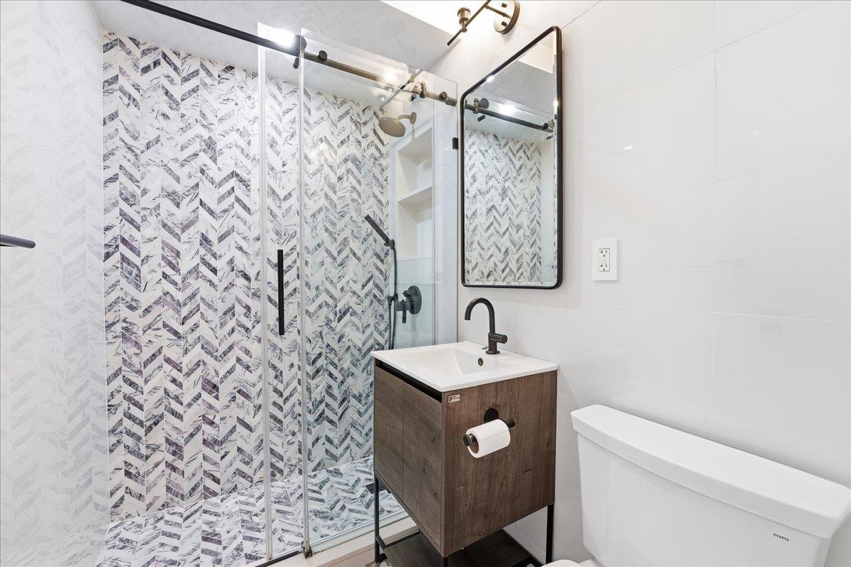 6600 BLVD EAST - Photo 4
