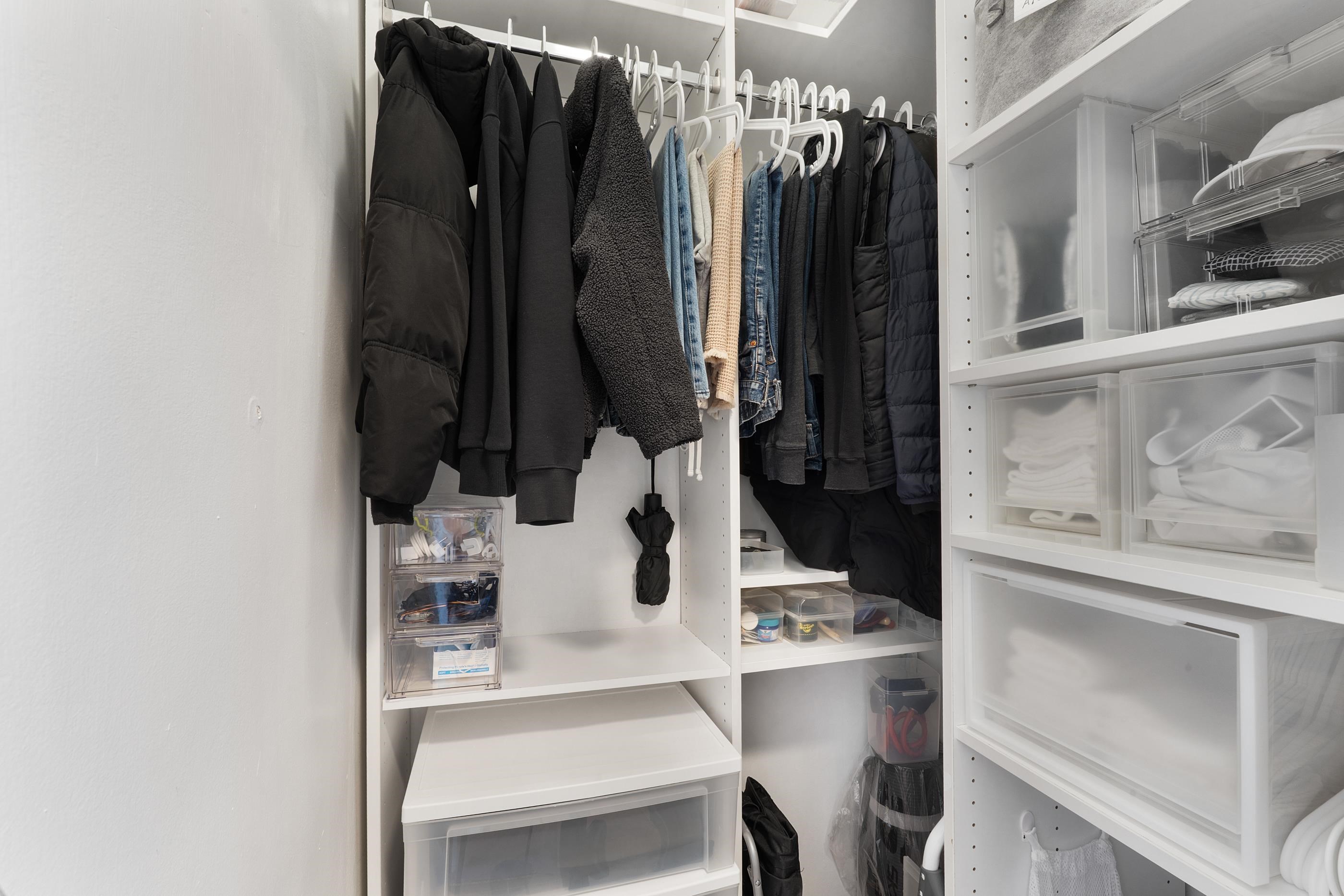 201 ST PAULS AVE #7B