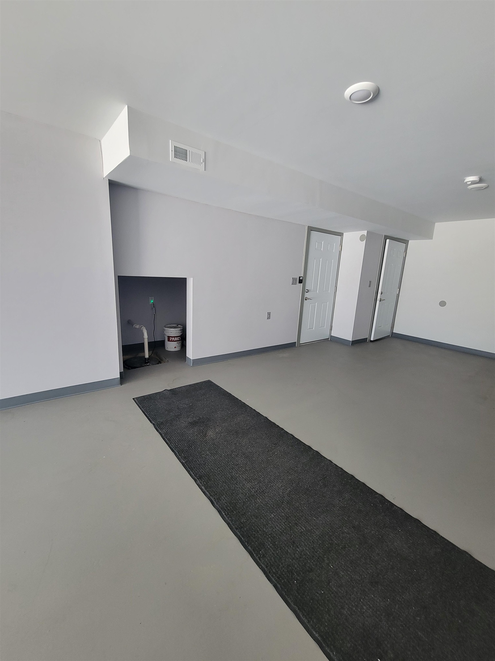 17 HARTLEY PL