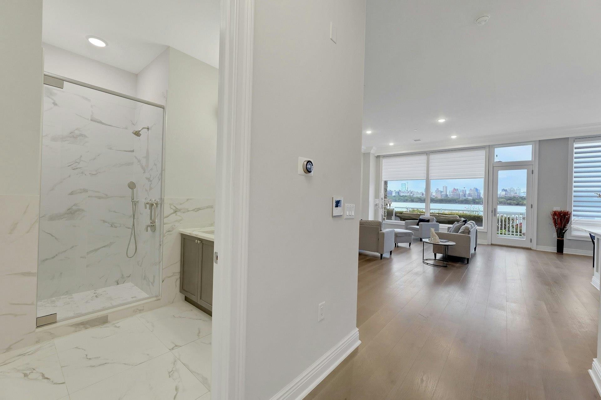 3 SOMERSET LANE #109