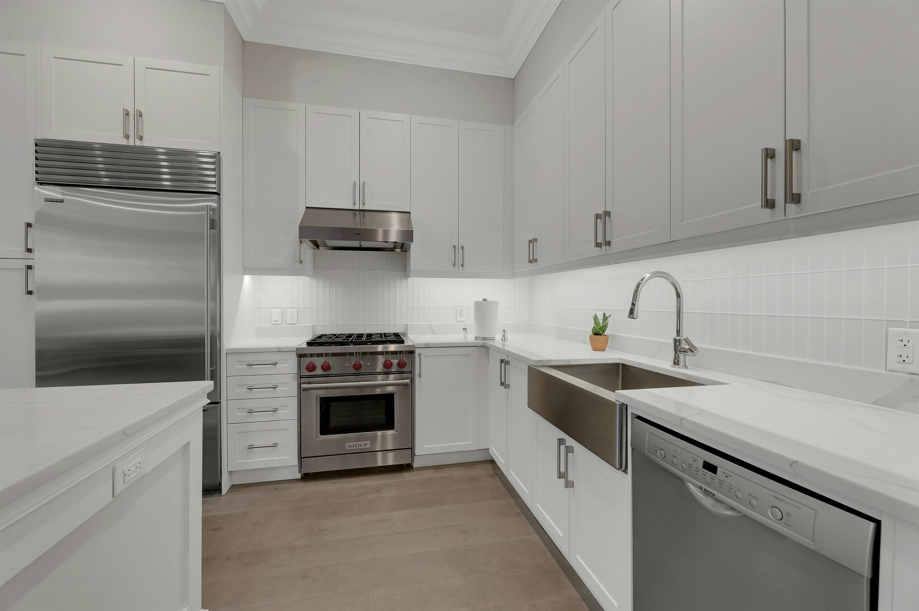 3 SOMERSET LANE #109