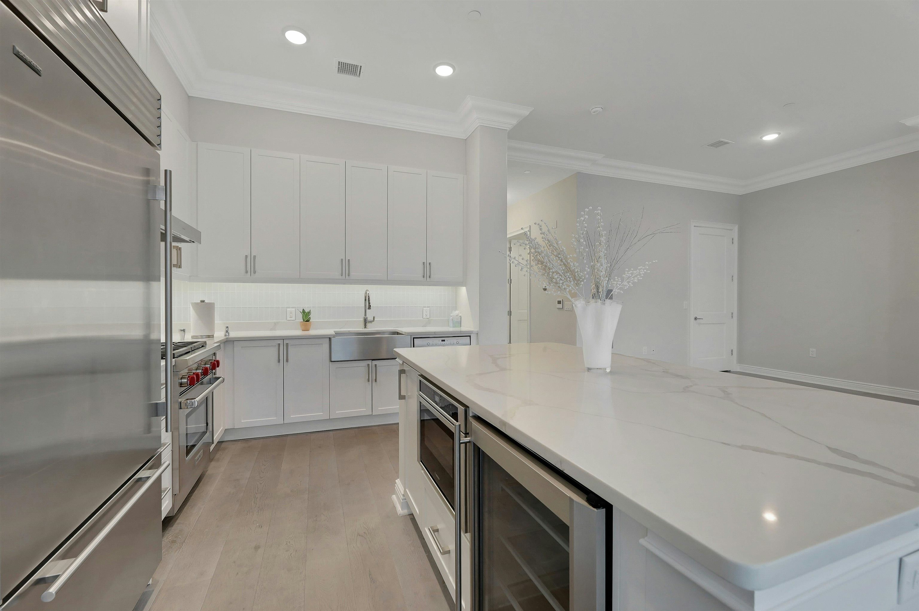 3 SOMERSET LANE #109