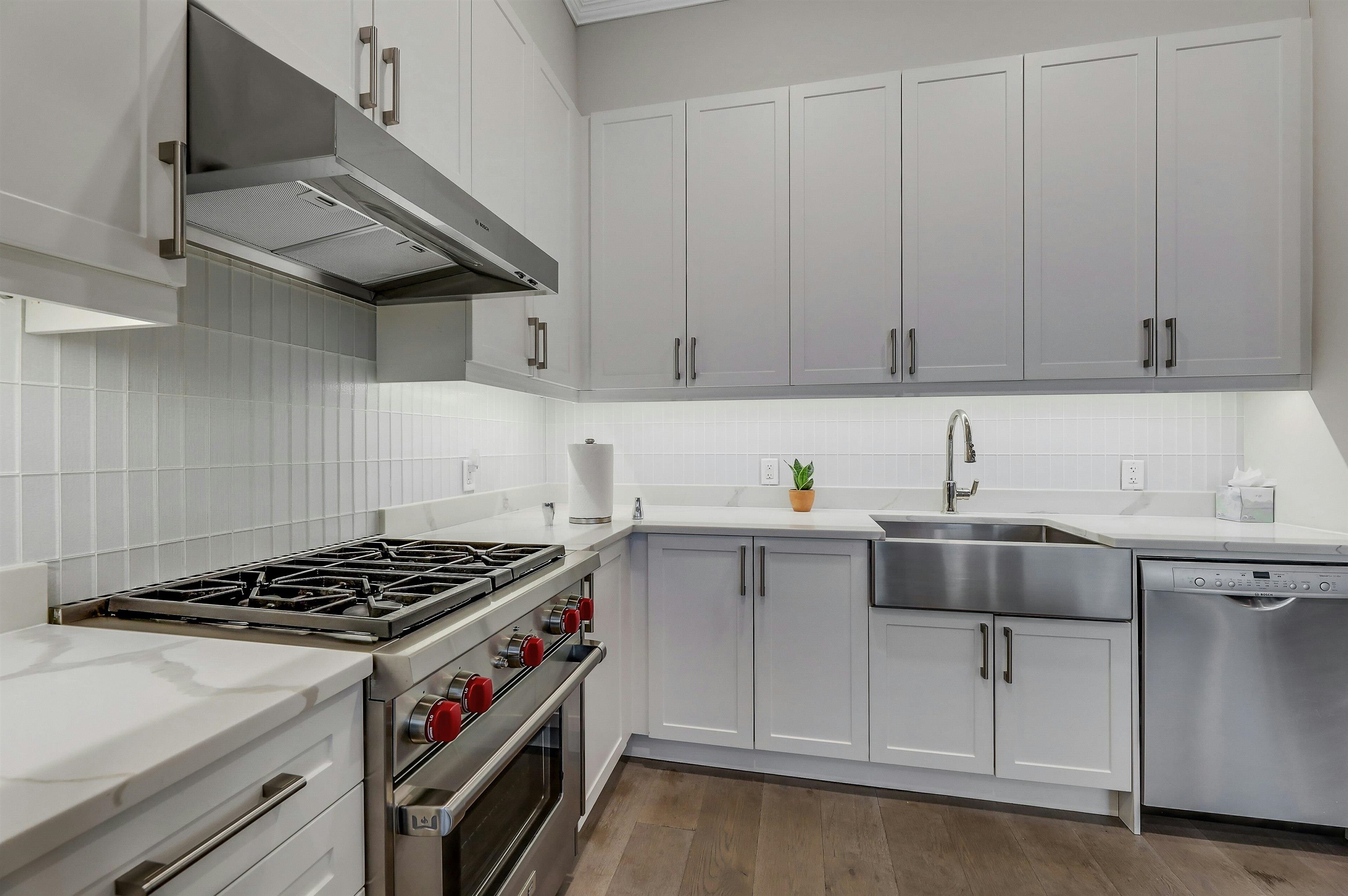 3 SOMERSET LANE #109