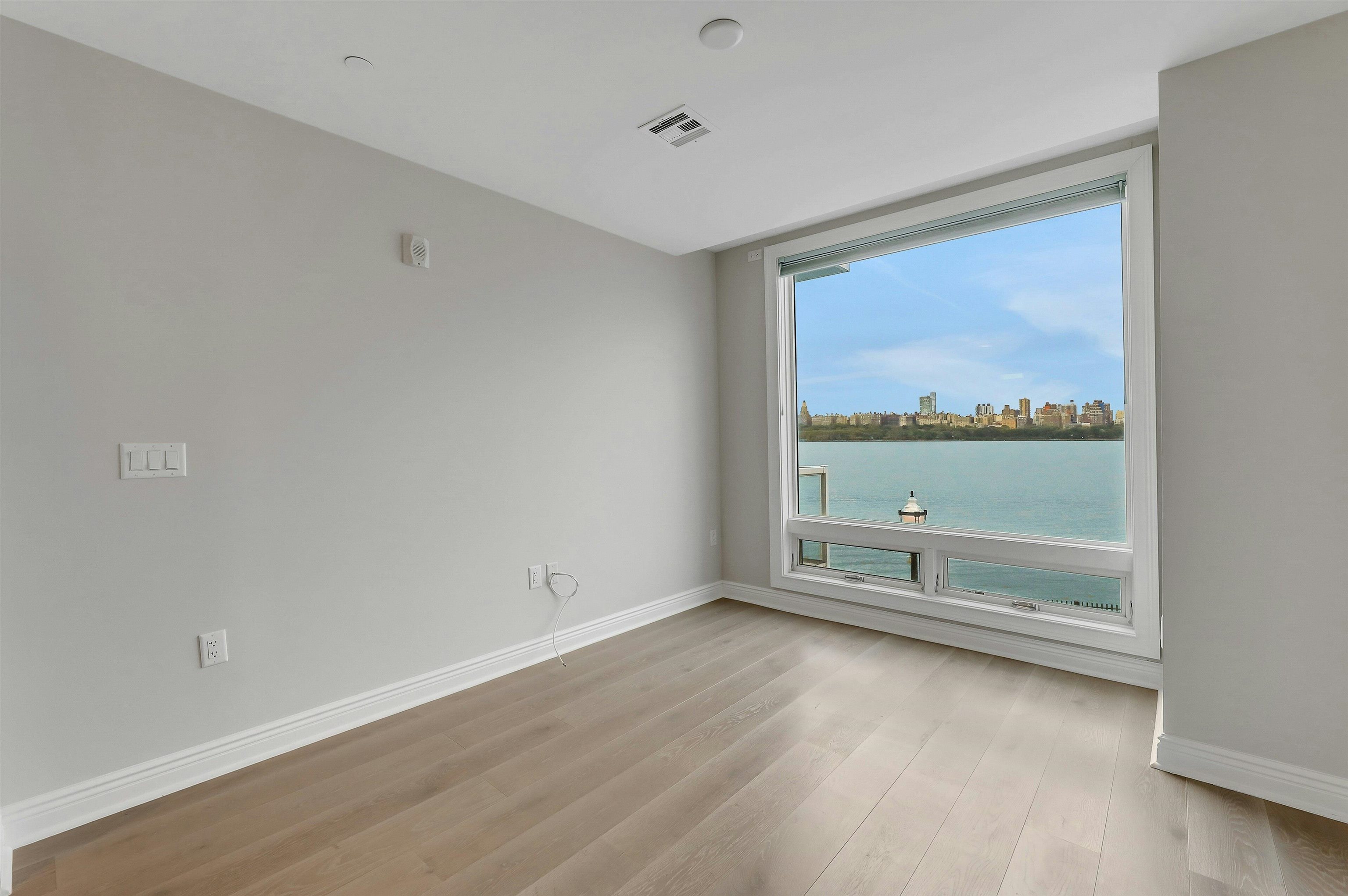3 SOMERSET LANE #109