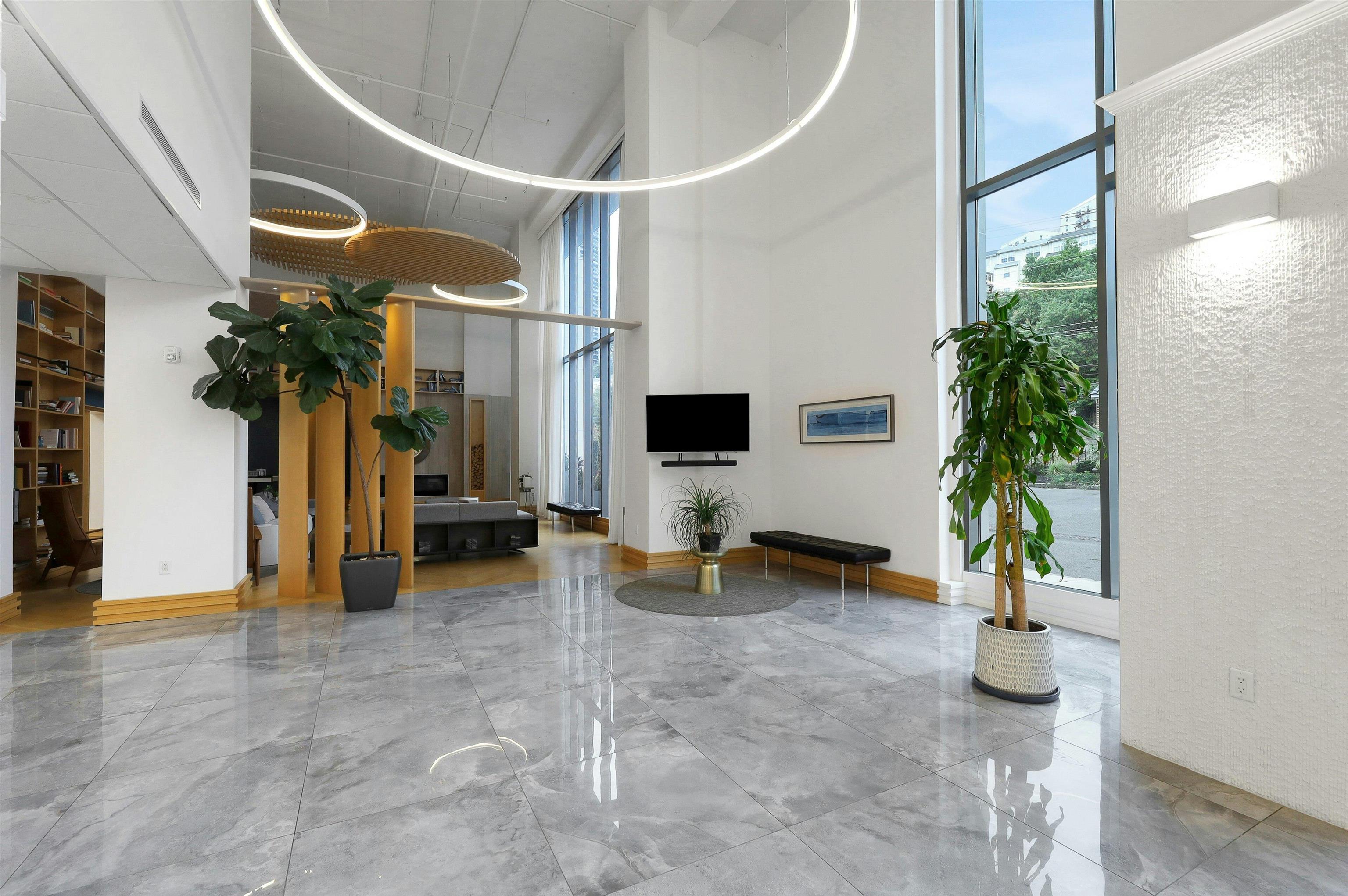 3 SOMERSET LANE #109