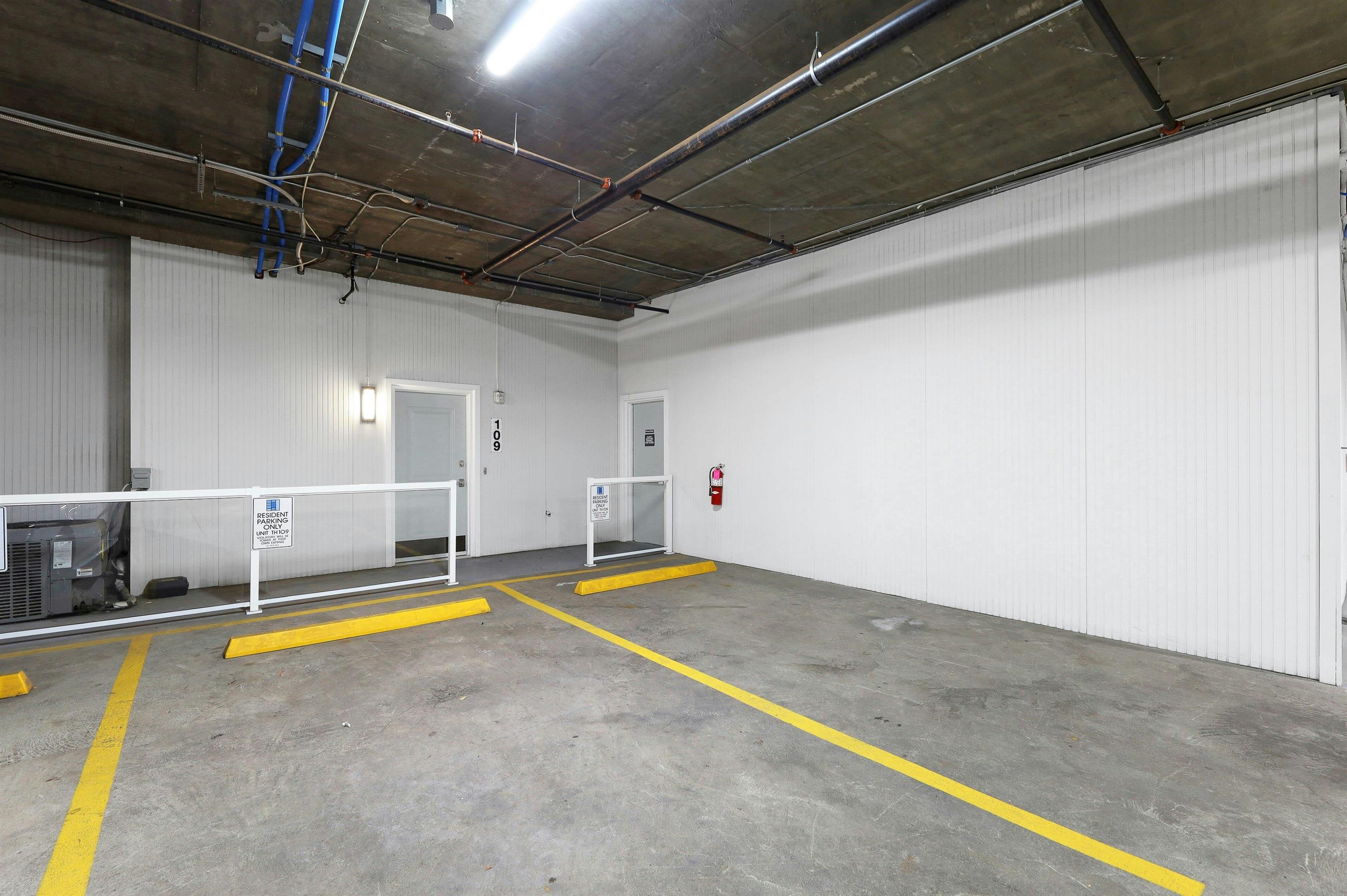 3 SOMERSET LANE #109