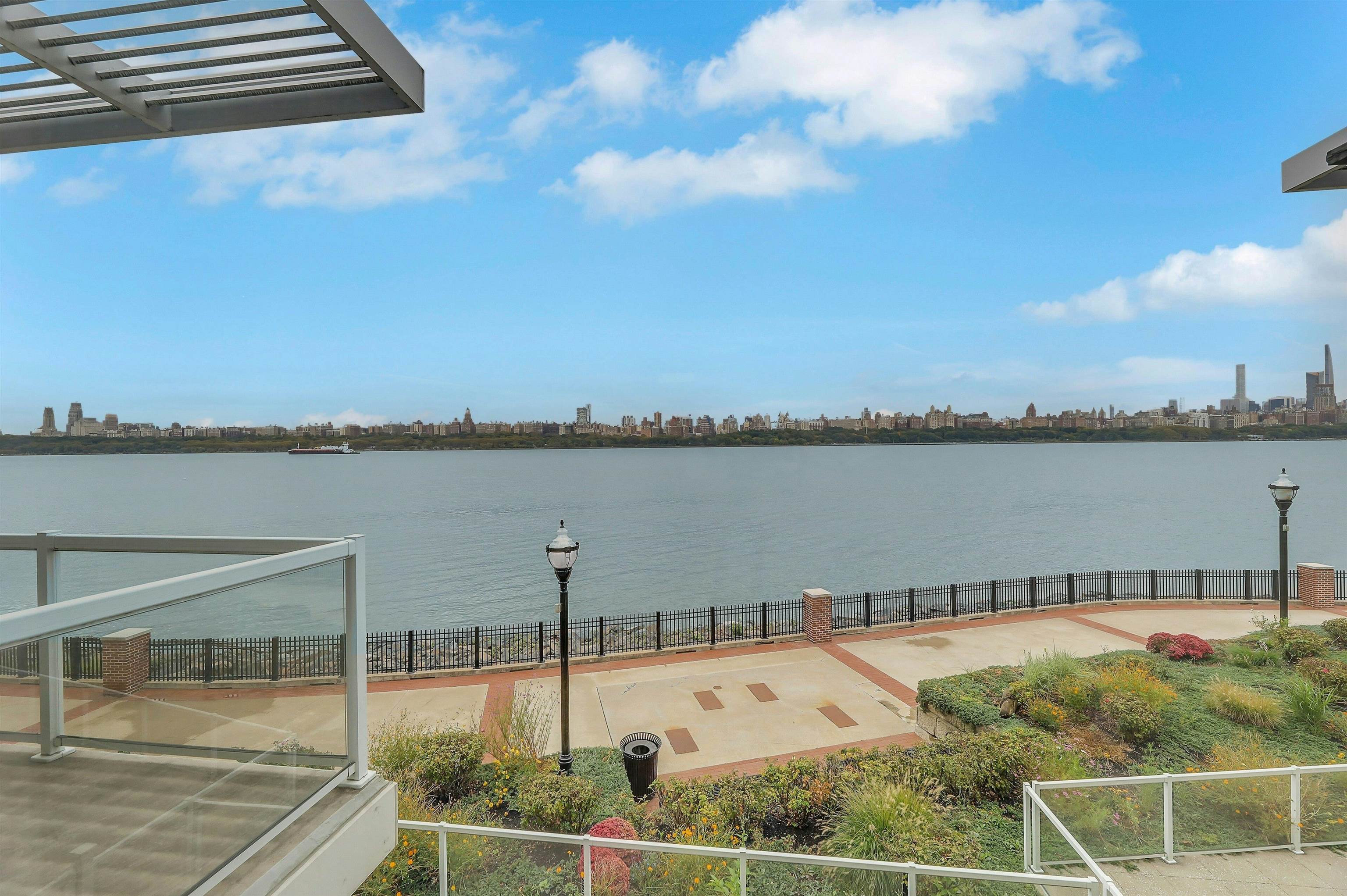 3 SOMERSET LANE #109