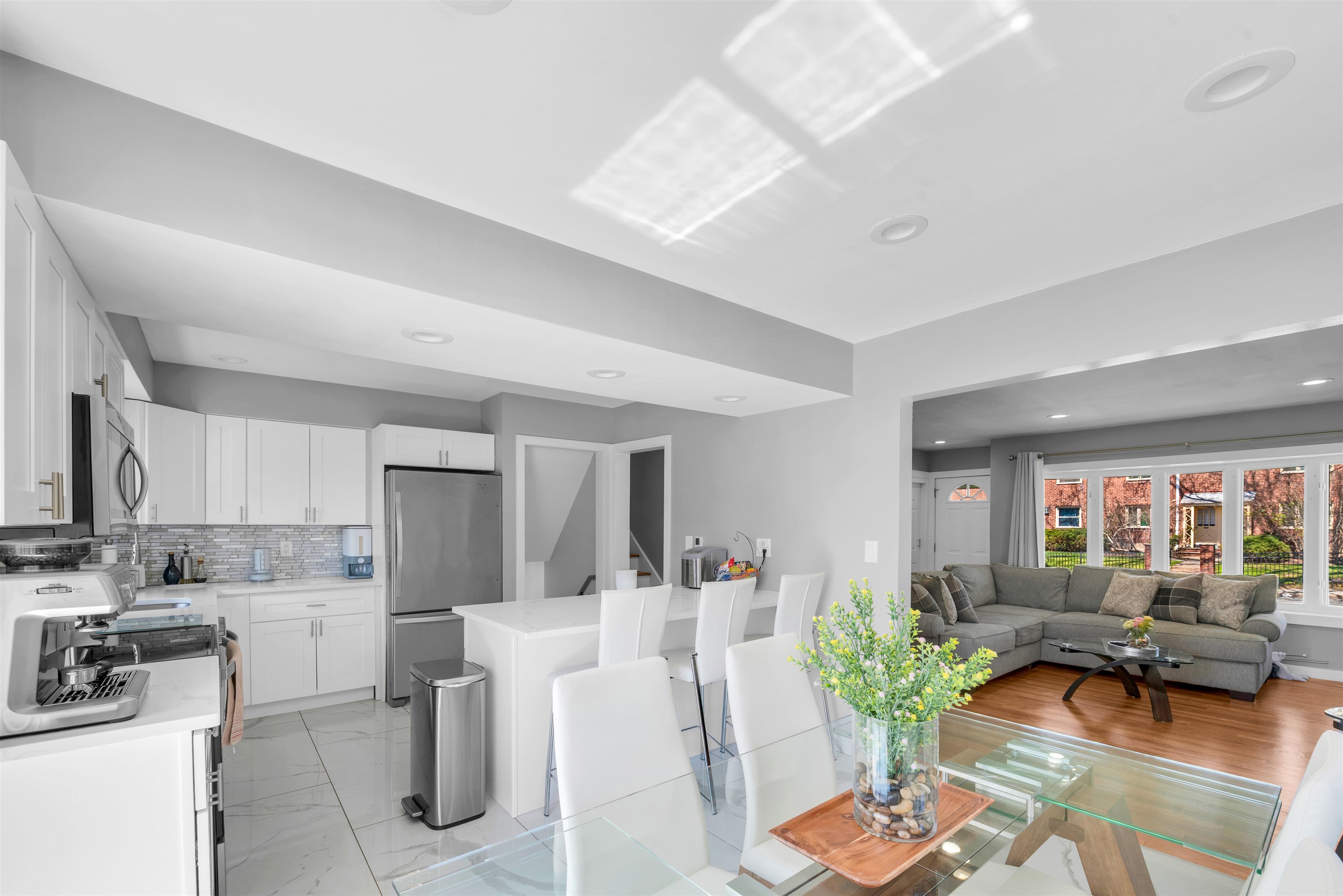 136 EAST CLINTON AVE - Photo 3