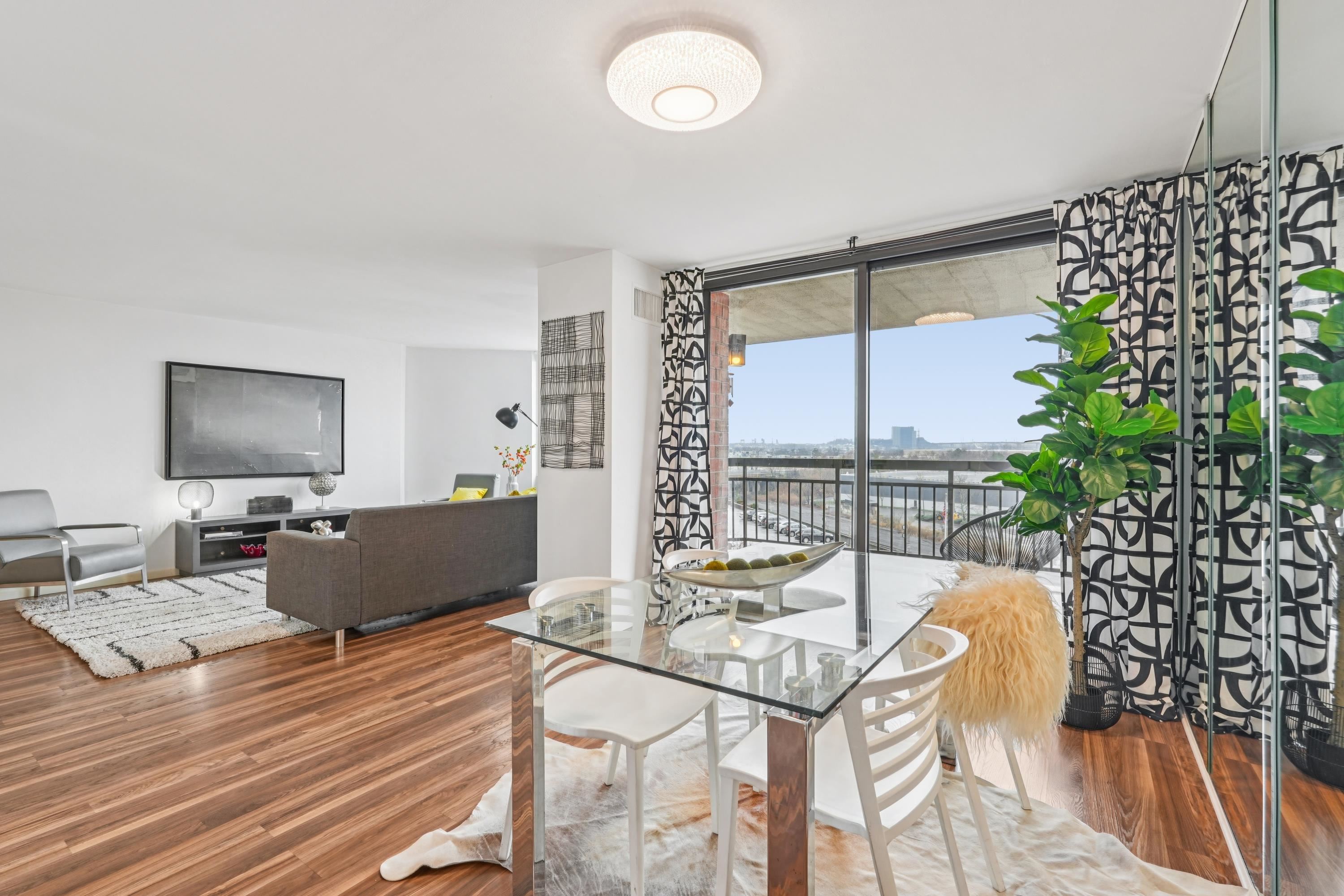 530 HARMON COVE TOWER - Photo 1
