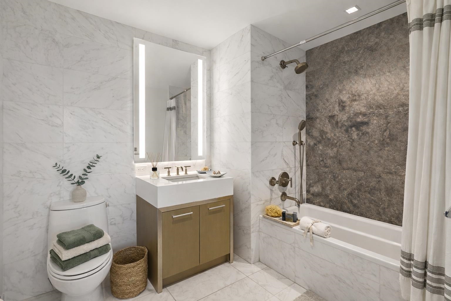 75 PARK LANE SOUTH #201