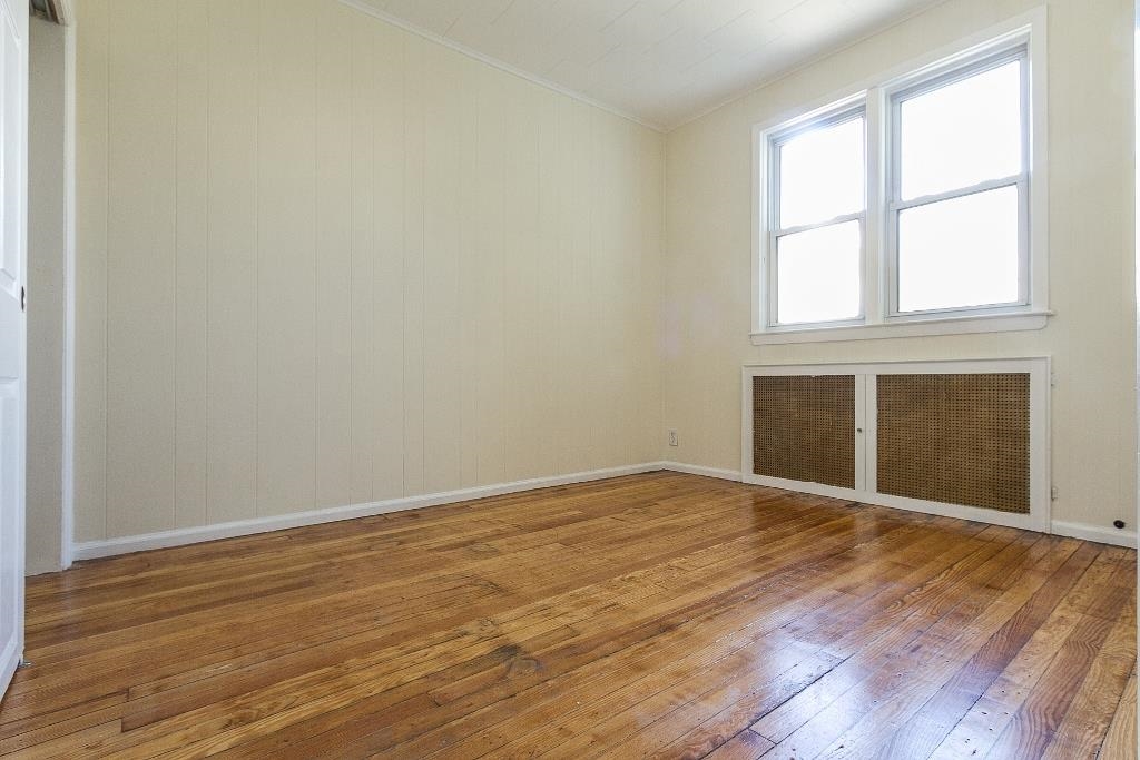 306 NEPTUNE AVE