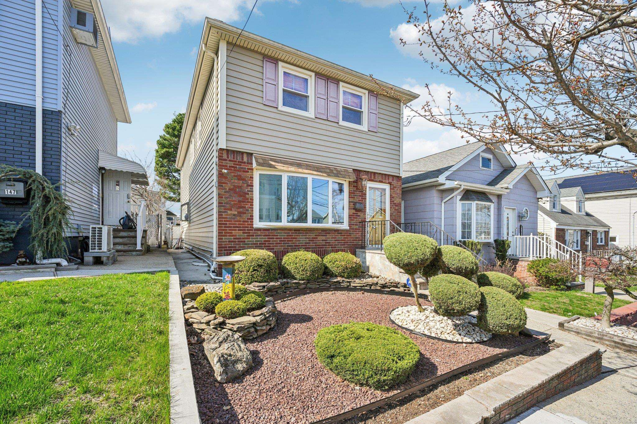 151 ARLINGTON BLVD - Photo 3