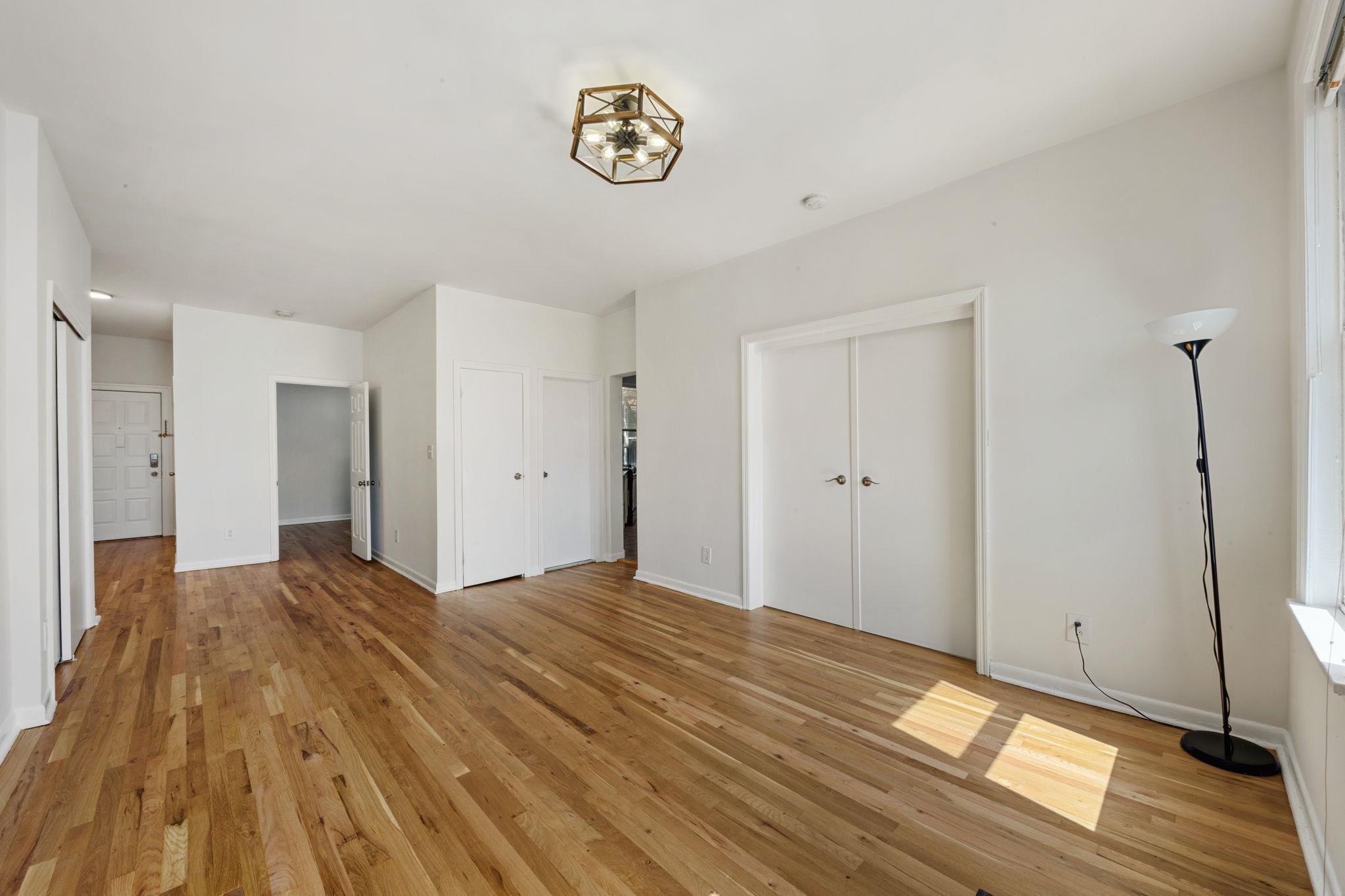 282 MAGNOLIA AVE #9