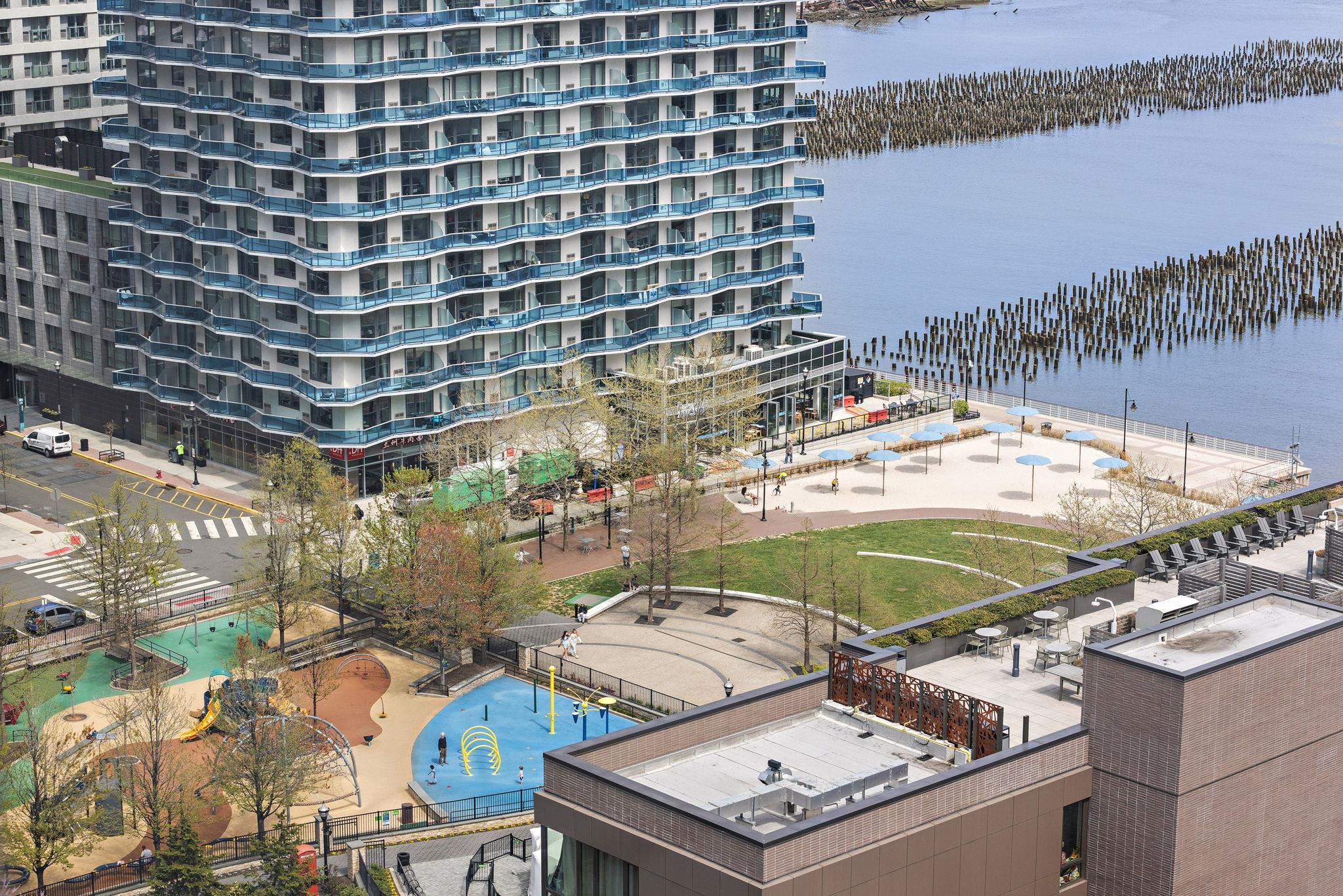 75 PARK LANE SOUTH #1607