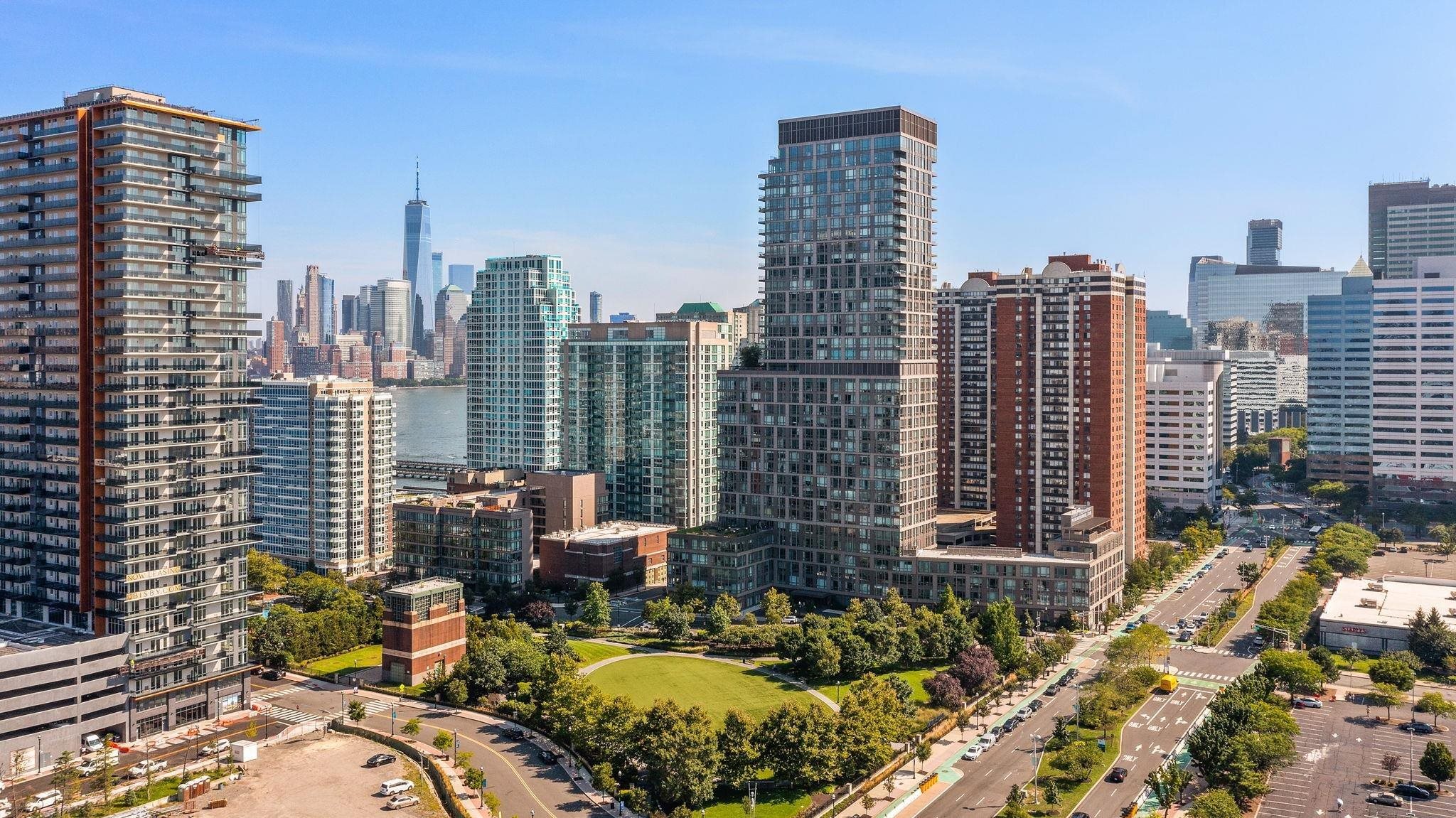 75 PARK LANE SOUTH #1607