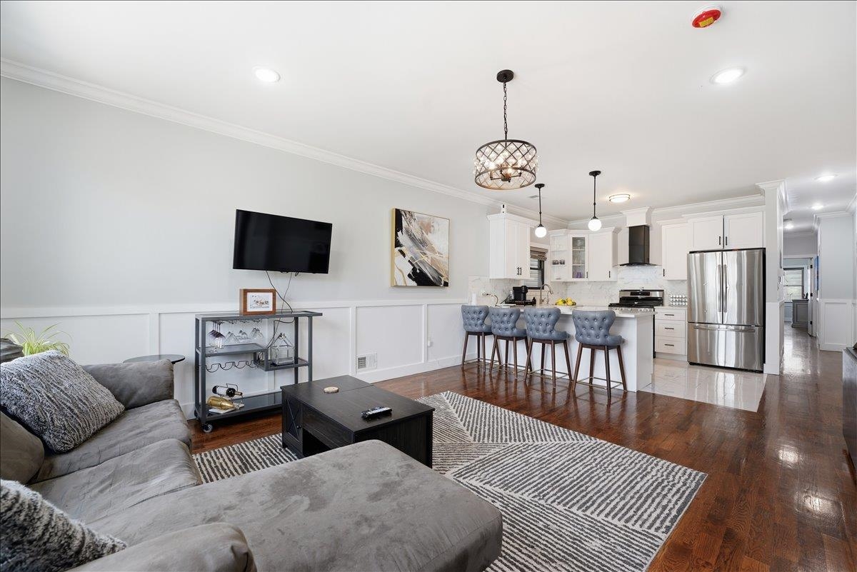 127 ZABRISKIE ST - Photo 3