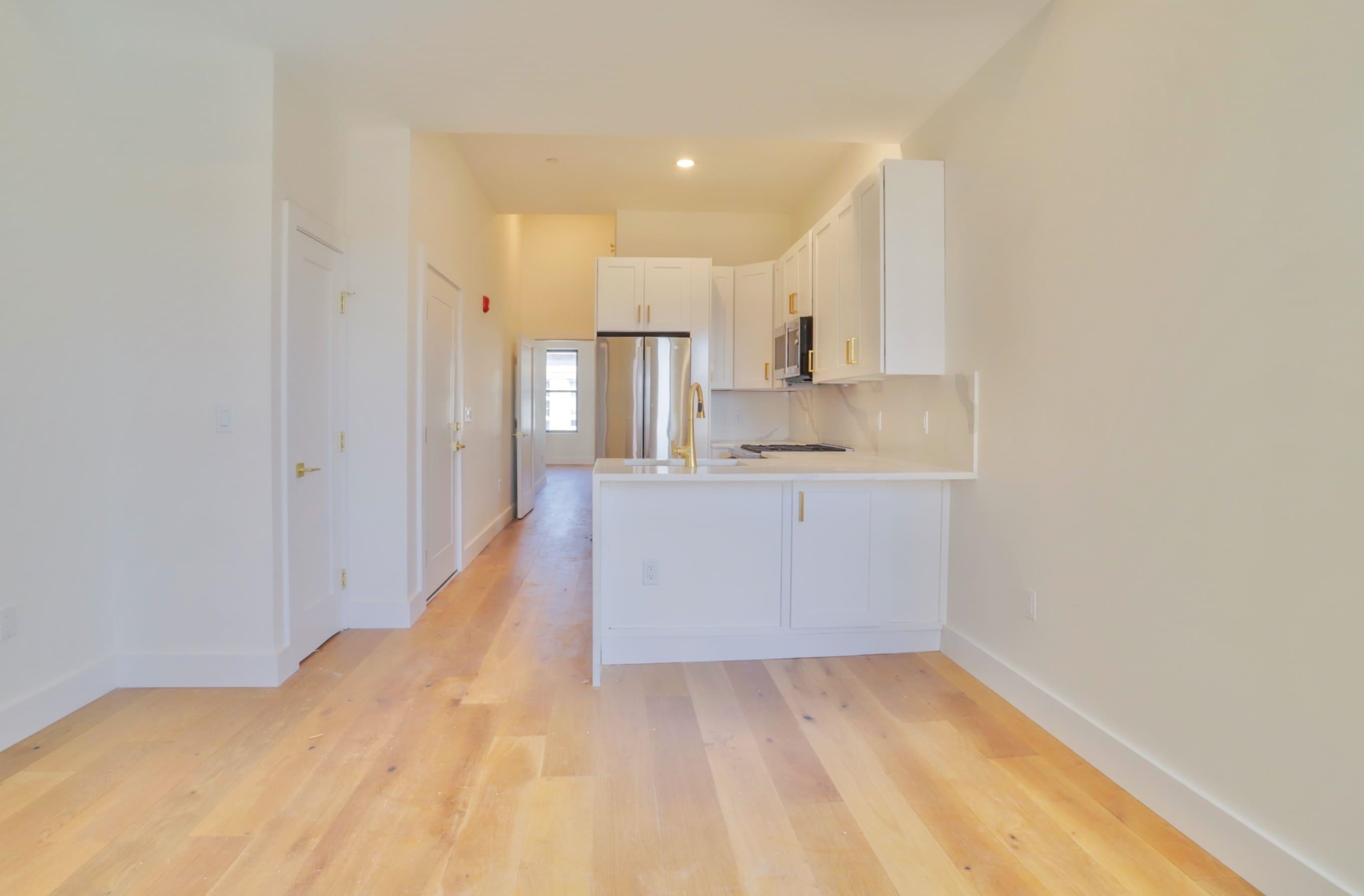 842 PARK AVE - Photo 5