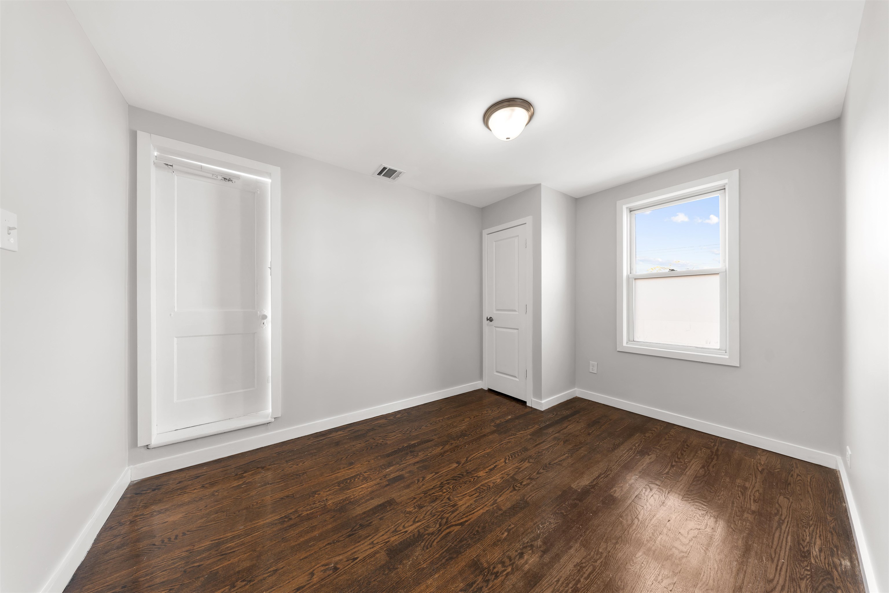 12 JULIETTE ST - Photo 5