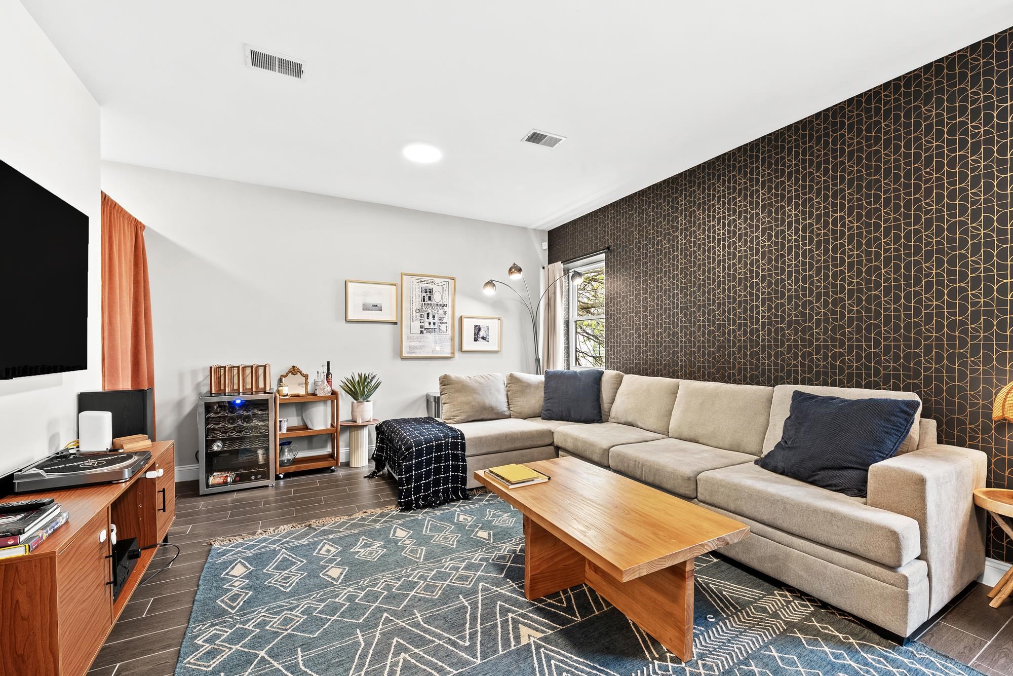 173 HALLADAY ST - Photo 3