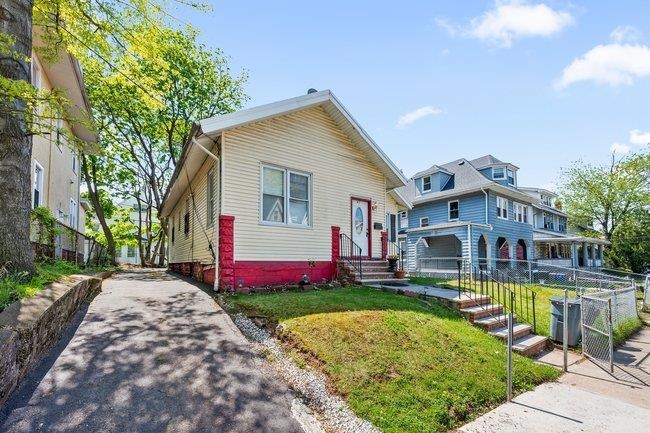 42-44 SCHEERER AVE - Photo 3