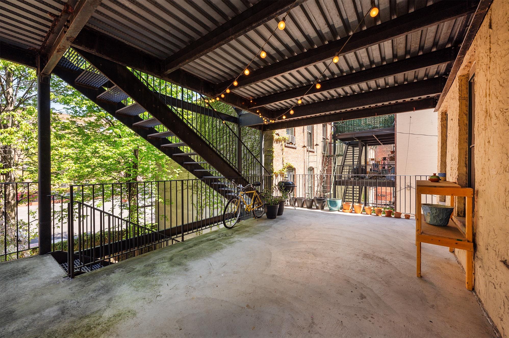 126 BRIGHT ST #201