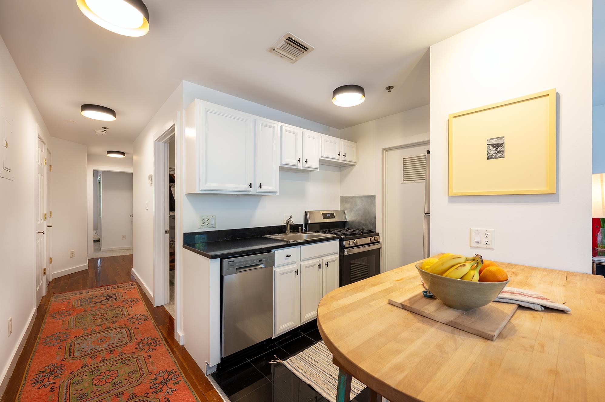 126 BRIGHT ST #201