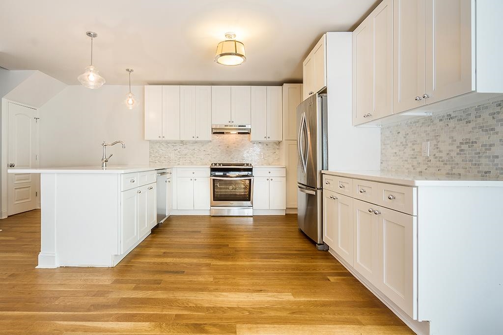 40 WEST 19TH ST - Photo 1