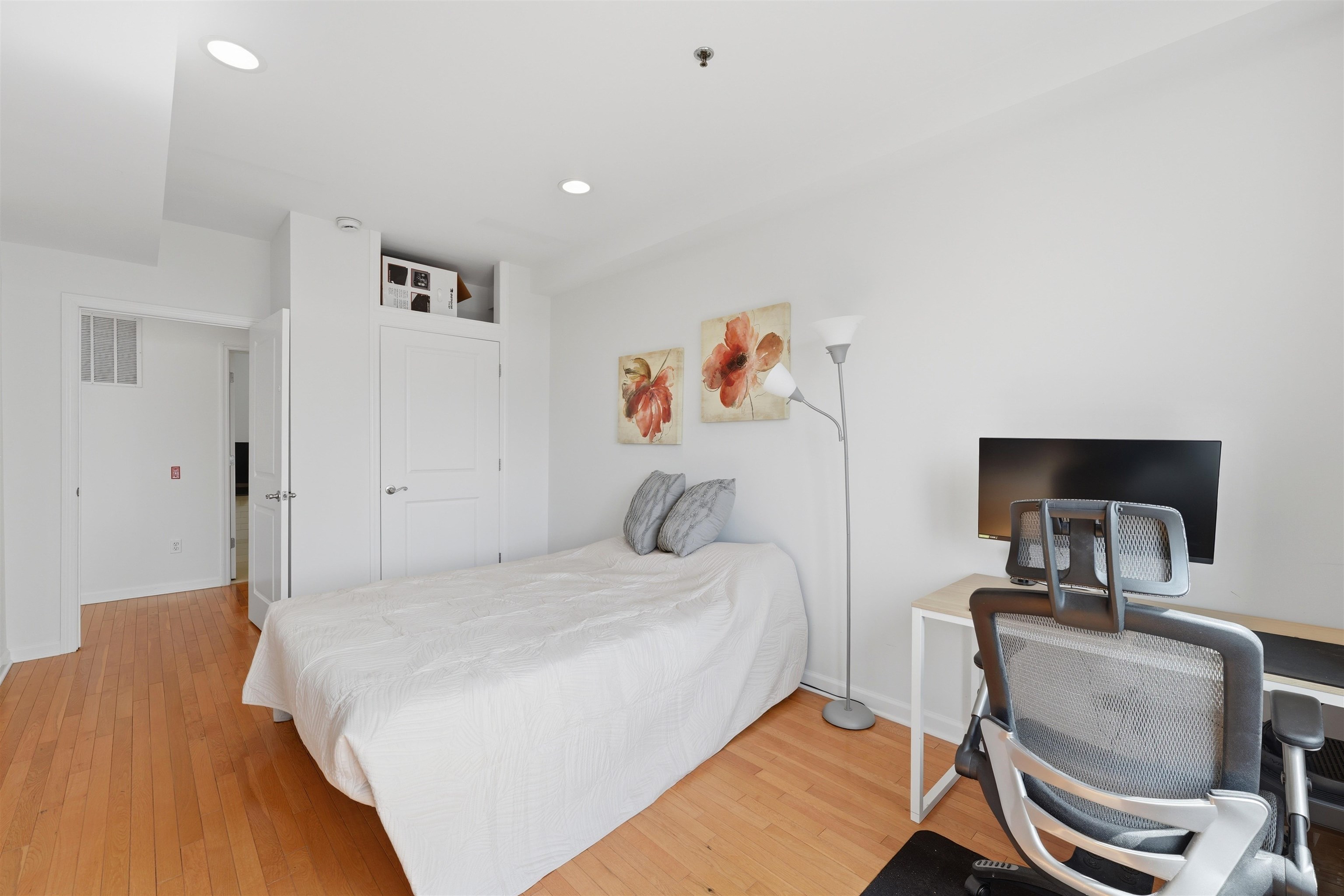 203-207 HACKENSACK PLANK RD #5B