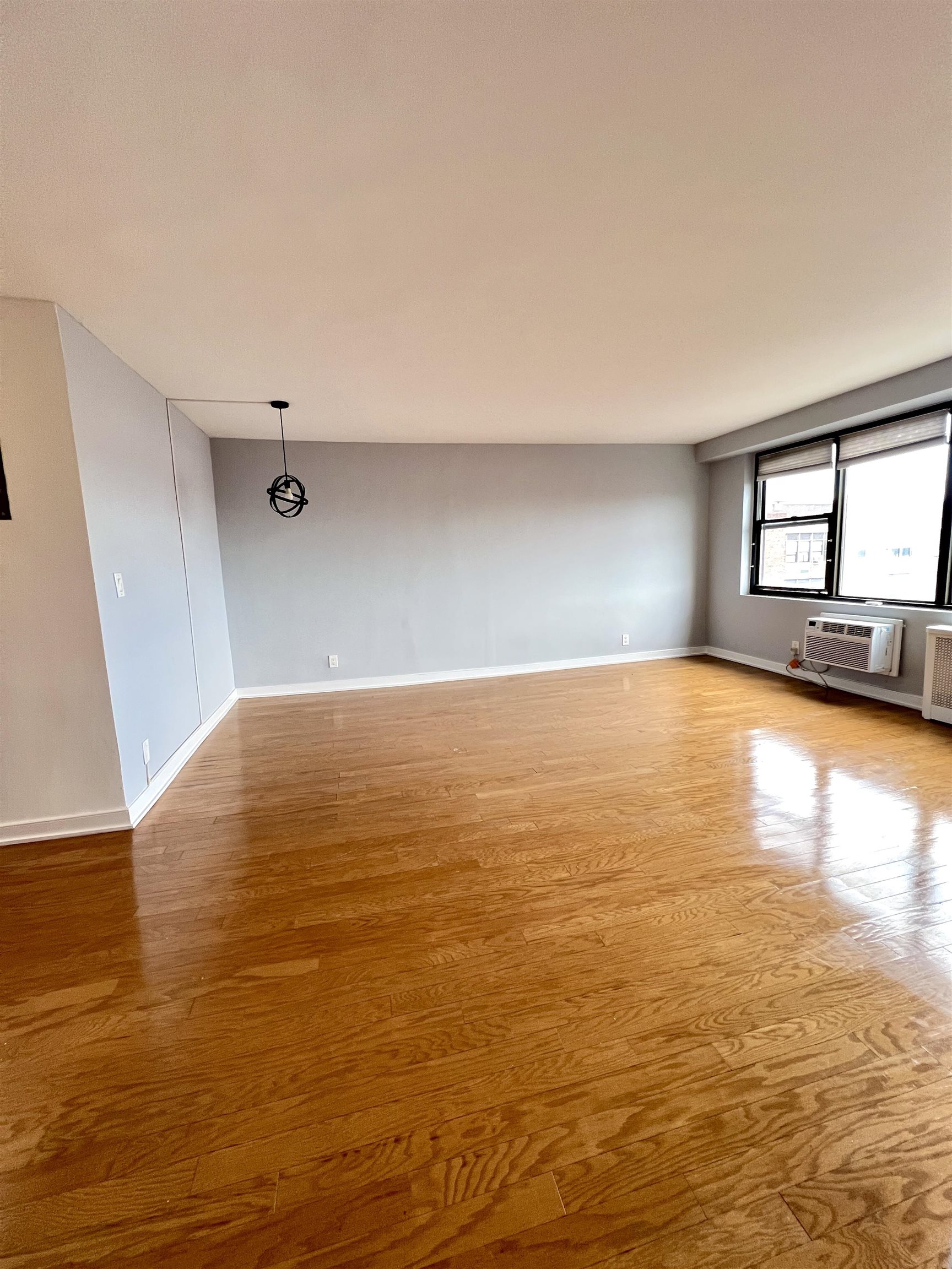 500 CENTRAL AVE - Photo 3