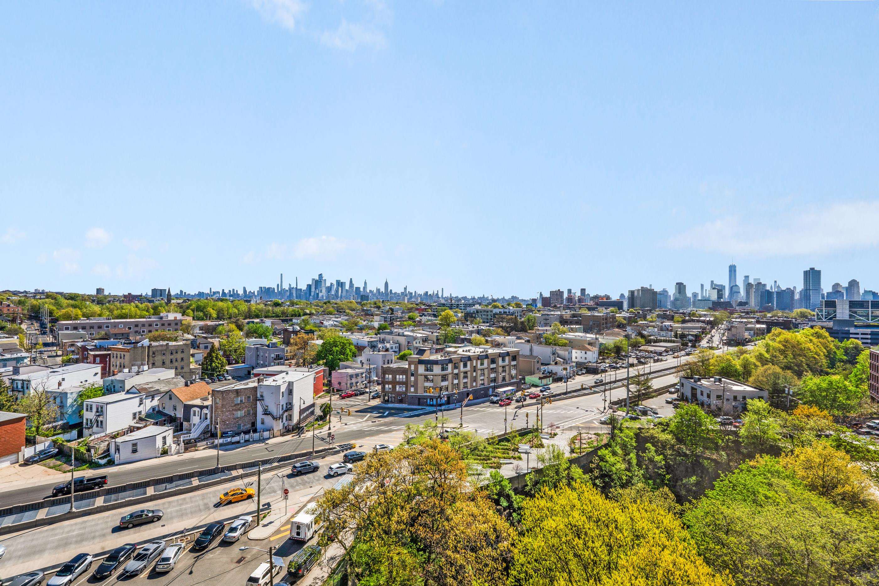 201 ST PAULS AVE - Photo 3