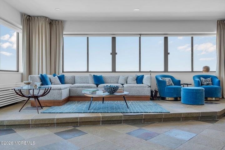 55 OCEAN AVE - Photo 3